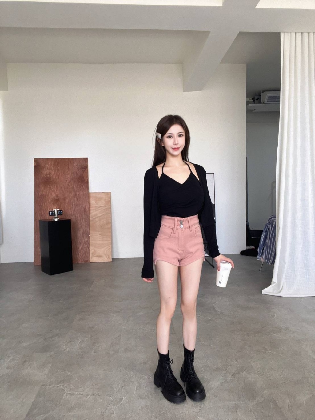 5529微辣交叉綁脖背心+同色罩衫Set (4)