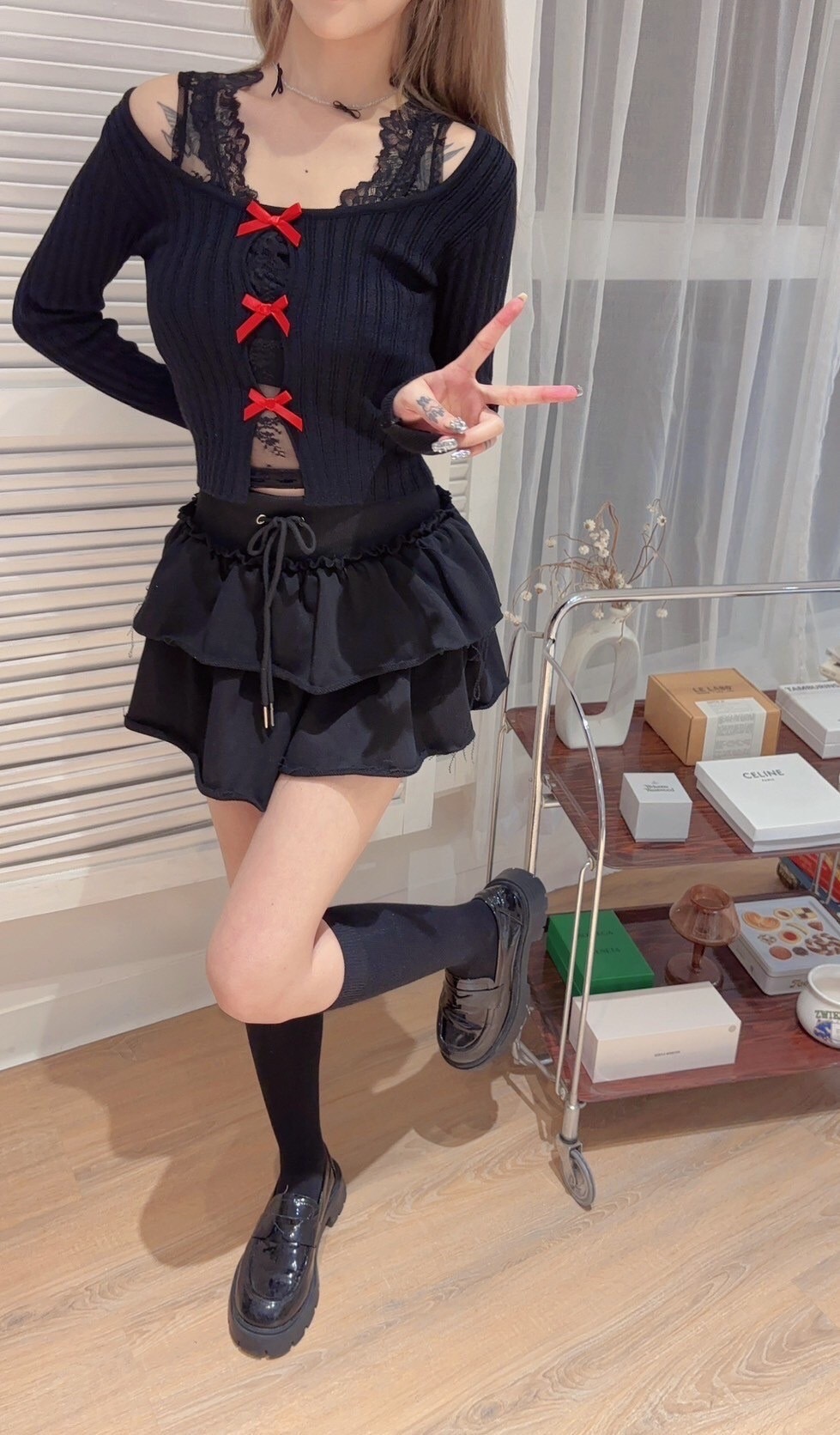 6631【膠片日記🎞️】早秋高级感叠穿蕾絲鏤空蝴蝶結背心 (5)