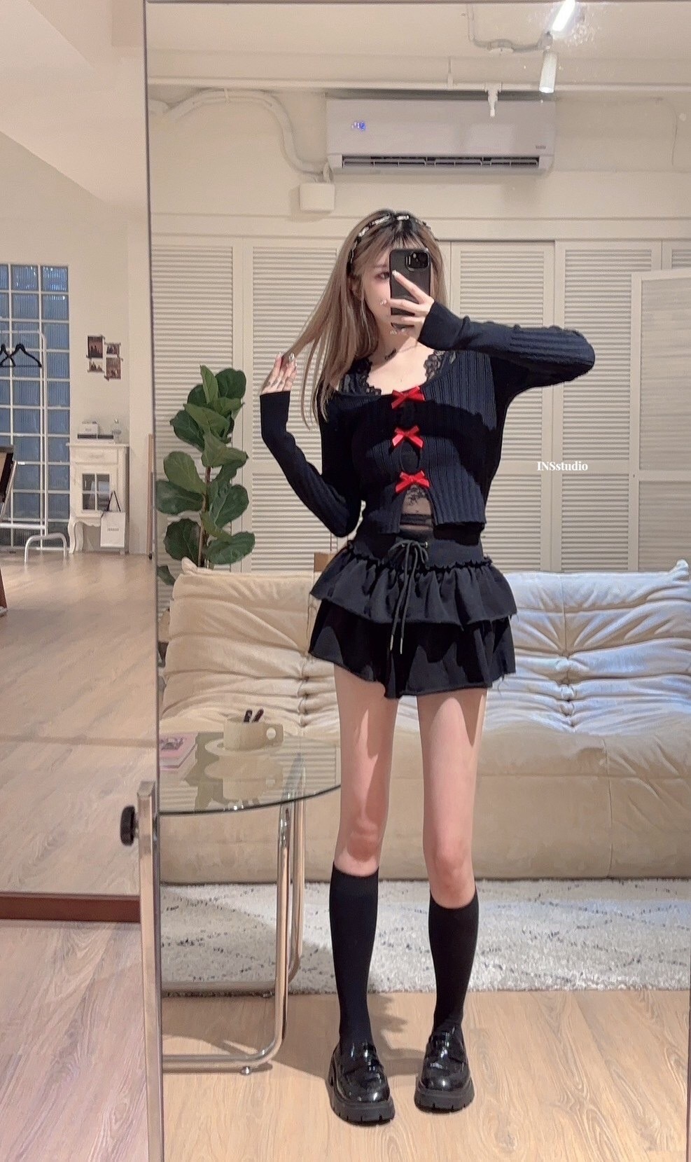 6631【膠片日記🎞️】早秋高级感叠穿蕾絲鏤空蝴蝶結背心 (6)