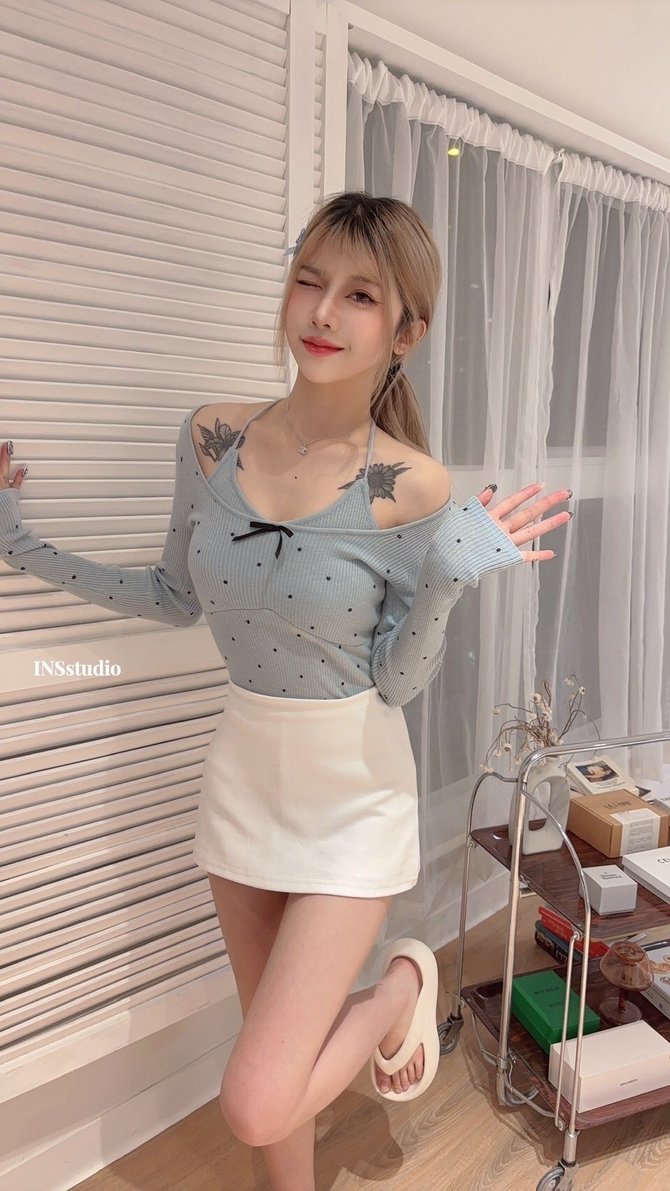 3221【溫柔小甜心🫧】假兩件波点挂脖U领短款针织衫 (4)