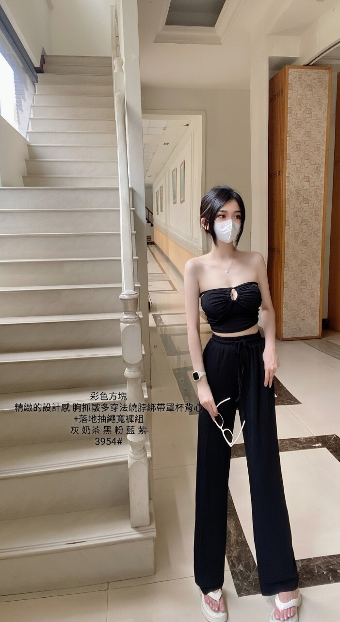 3954精緻的設計感 胸抓皺多穿法繞脖綁帶罩杯背心+落地抽繩寬褲組 (6)