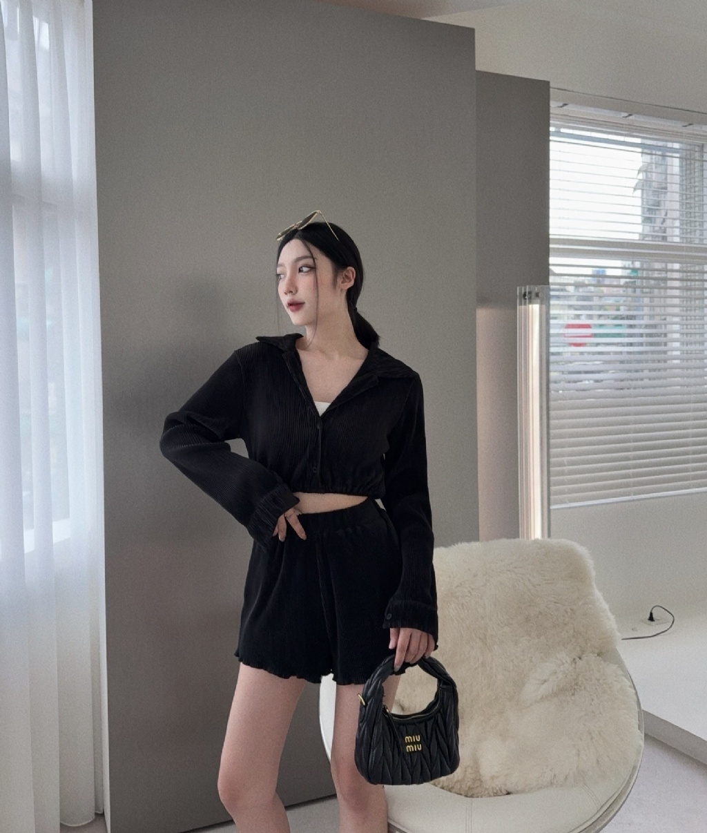 10025391『訂製款』微光澤褶皺氣質套裝 (3)