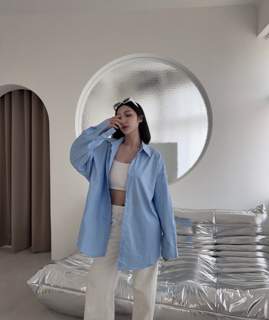 1002891『選品』設計感小眾燙鑽寬鬆襯衫 (2)