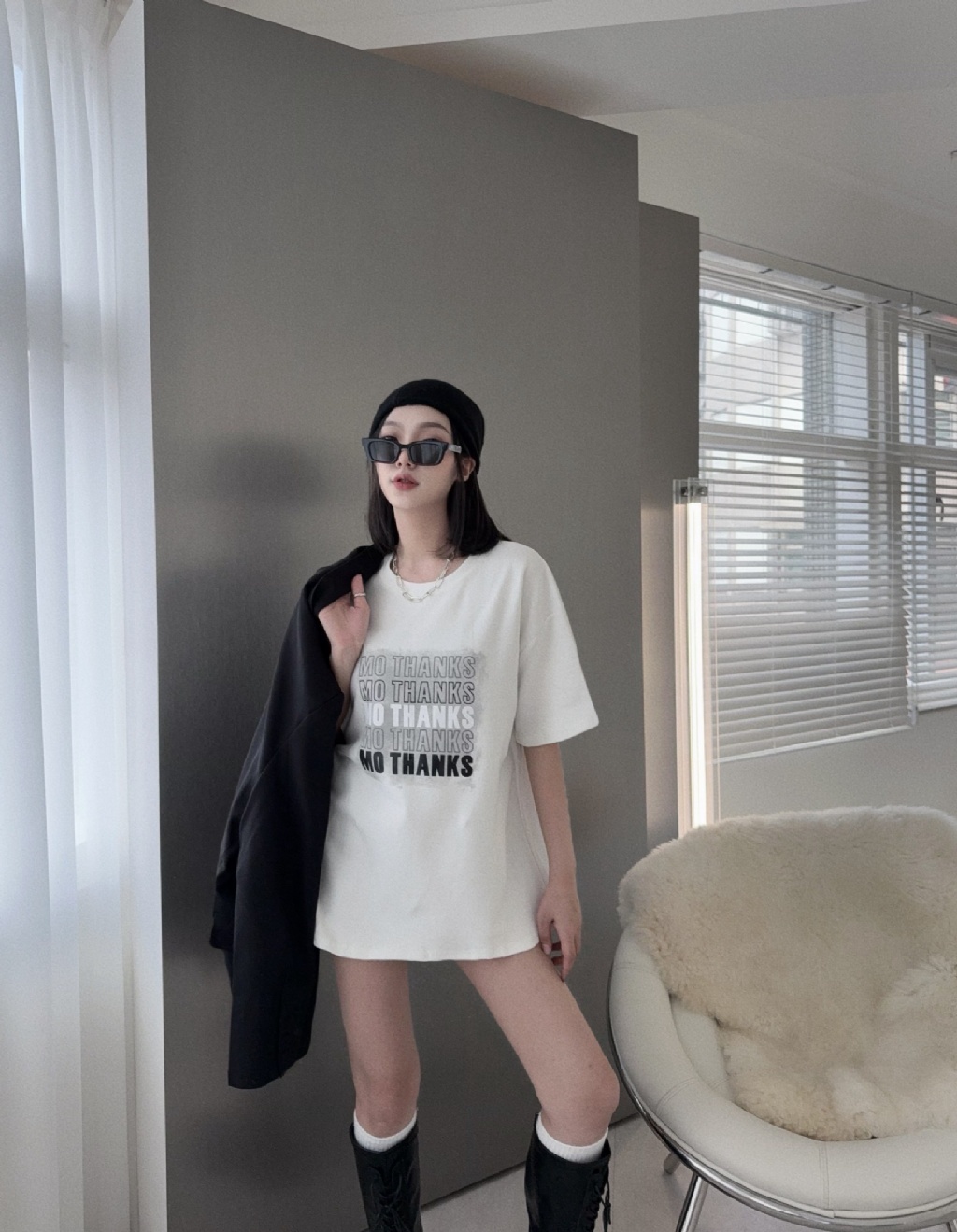 1002986『選品』韓系街頭字母磨毛挺版上衣 (2)