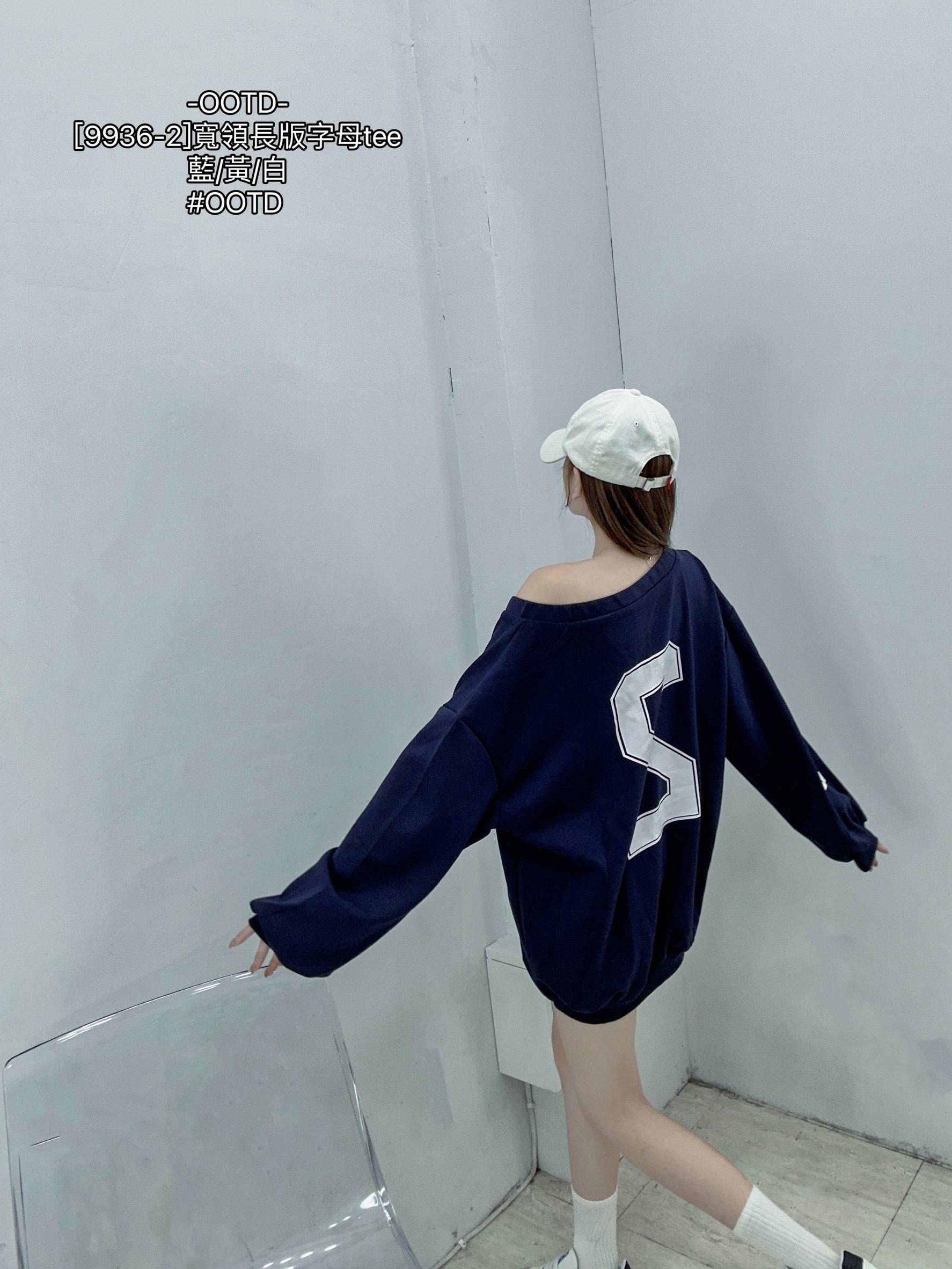 [9936-2]寬領長版字母tee (5)