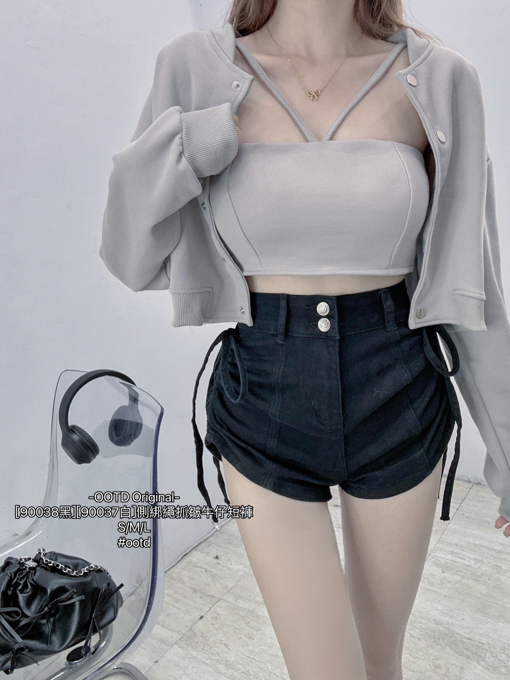 90038黑]側綁繩抓皺牛仔短褲