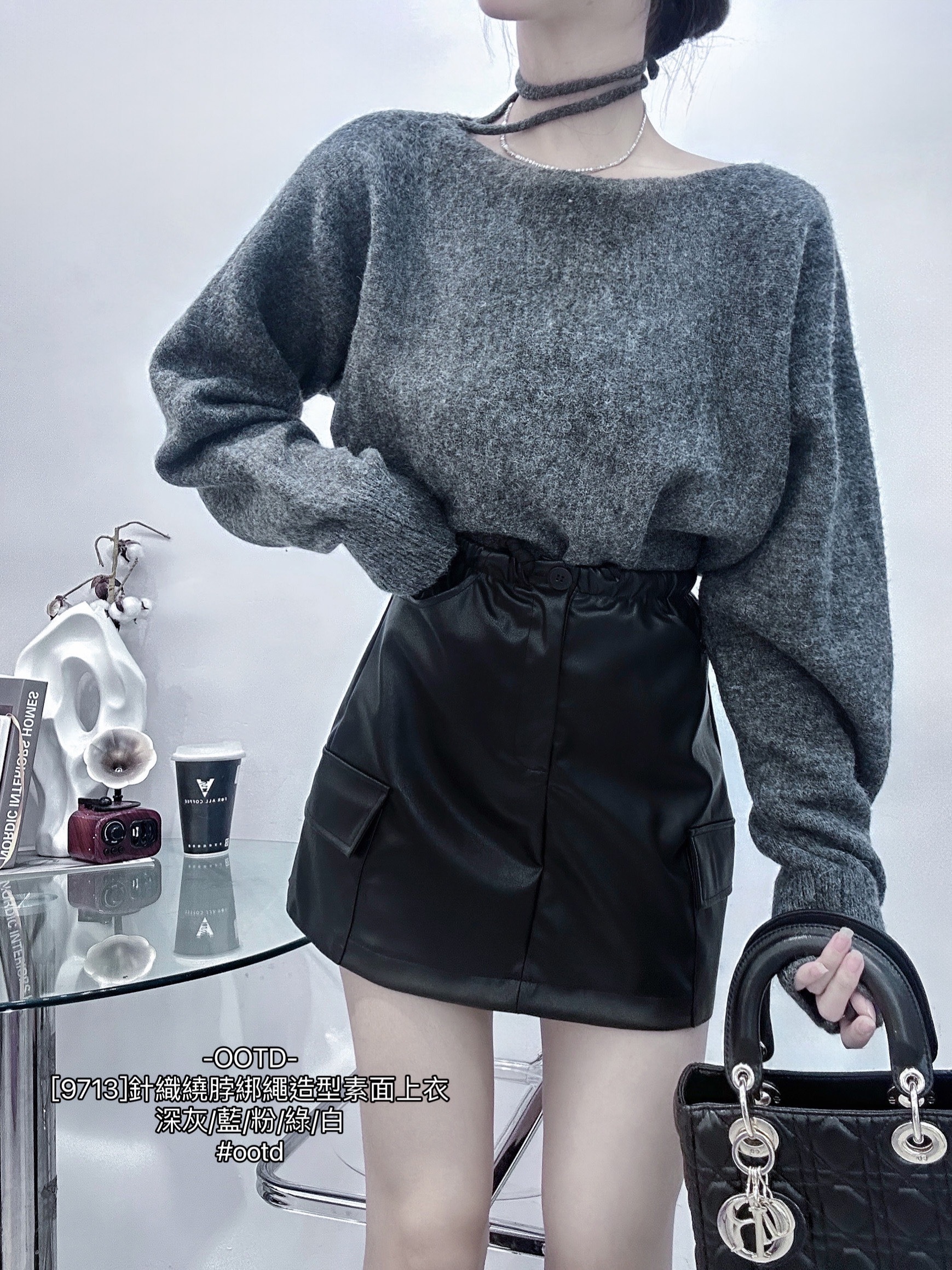 [9713]針織繞脖綁繩造型素面上衣 (9)