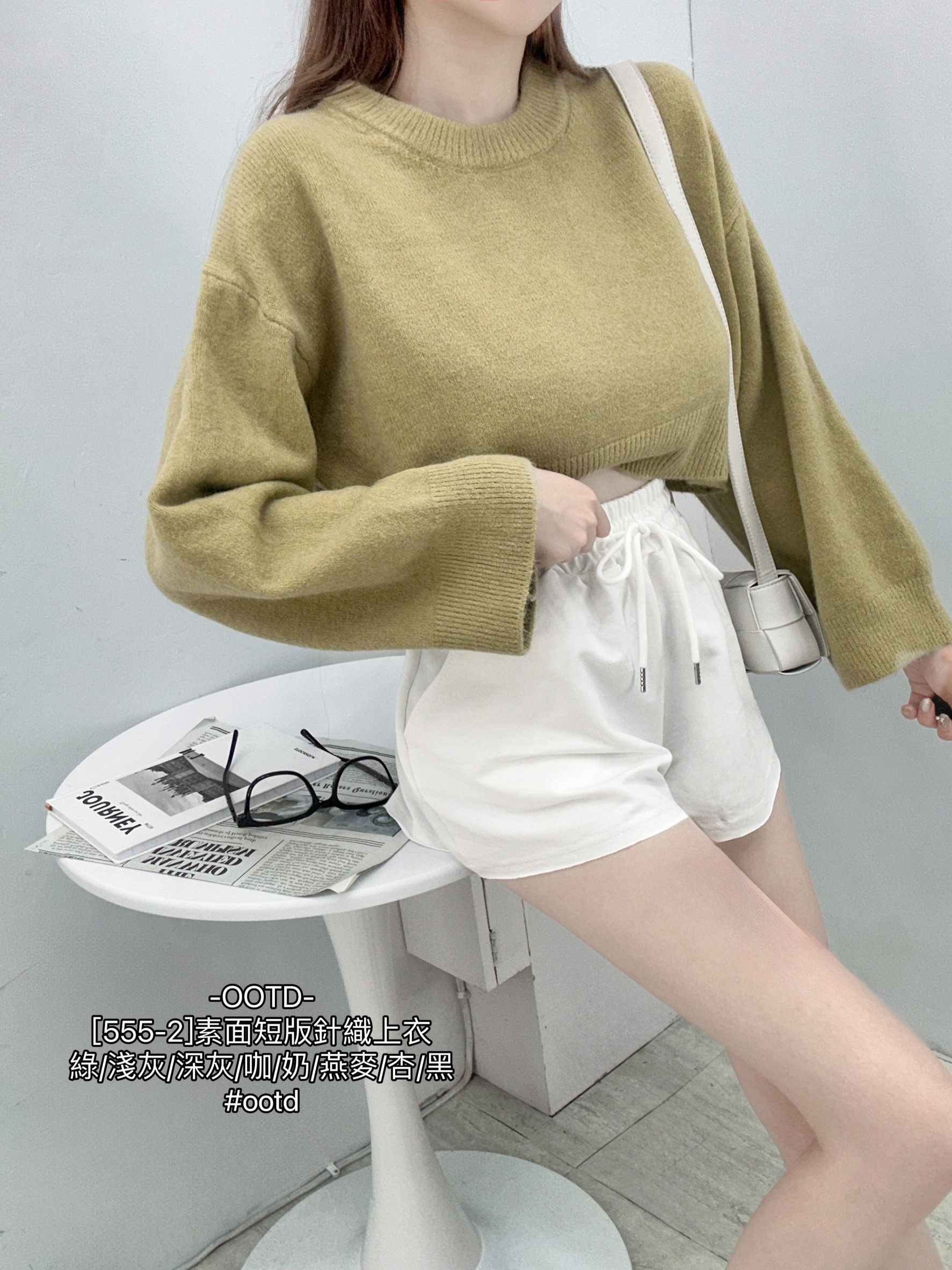 [555-2]素面短版針織上衣 (6)