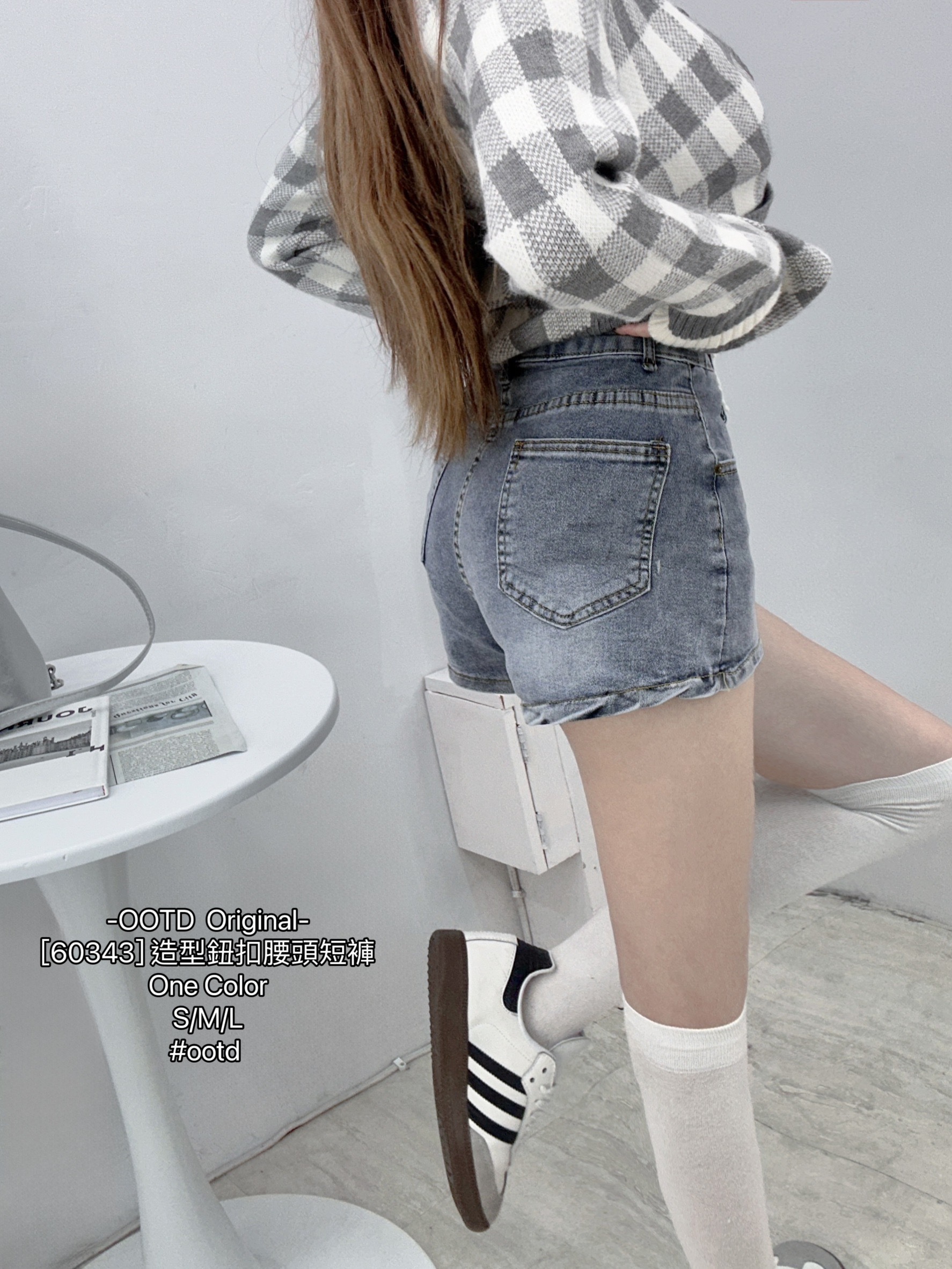 [60343] 造型鈕扣腰頭短褲 (4)