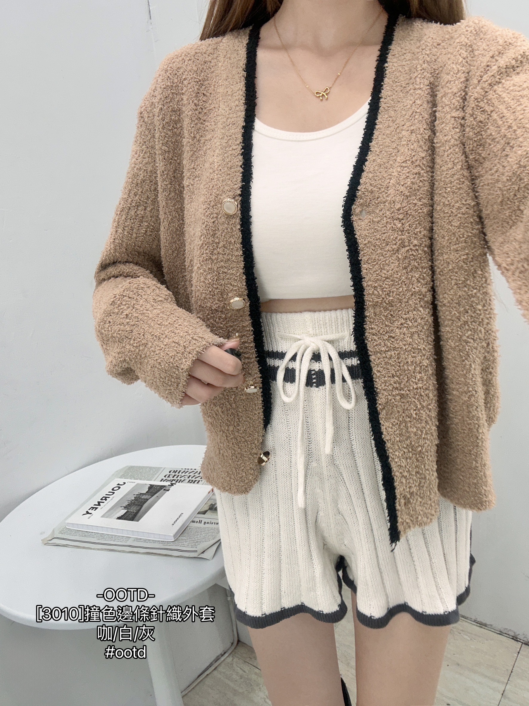 [3010]撞色邊條針織外套 (4)
