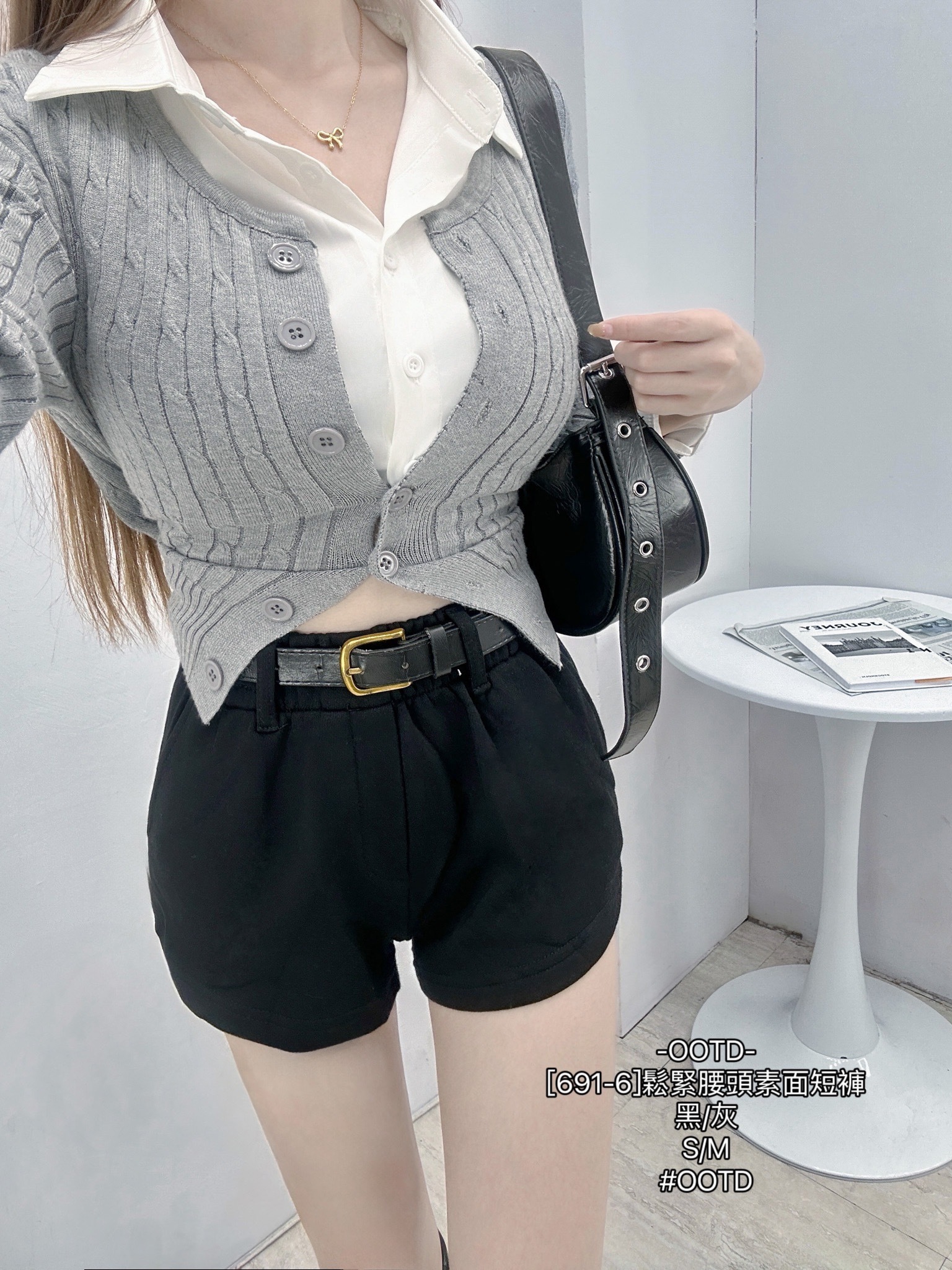 [691-6]鬆緊腰頭素面短褲 (5)