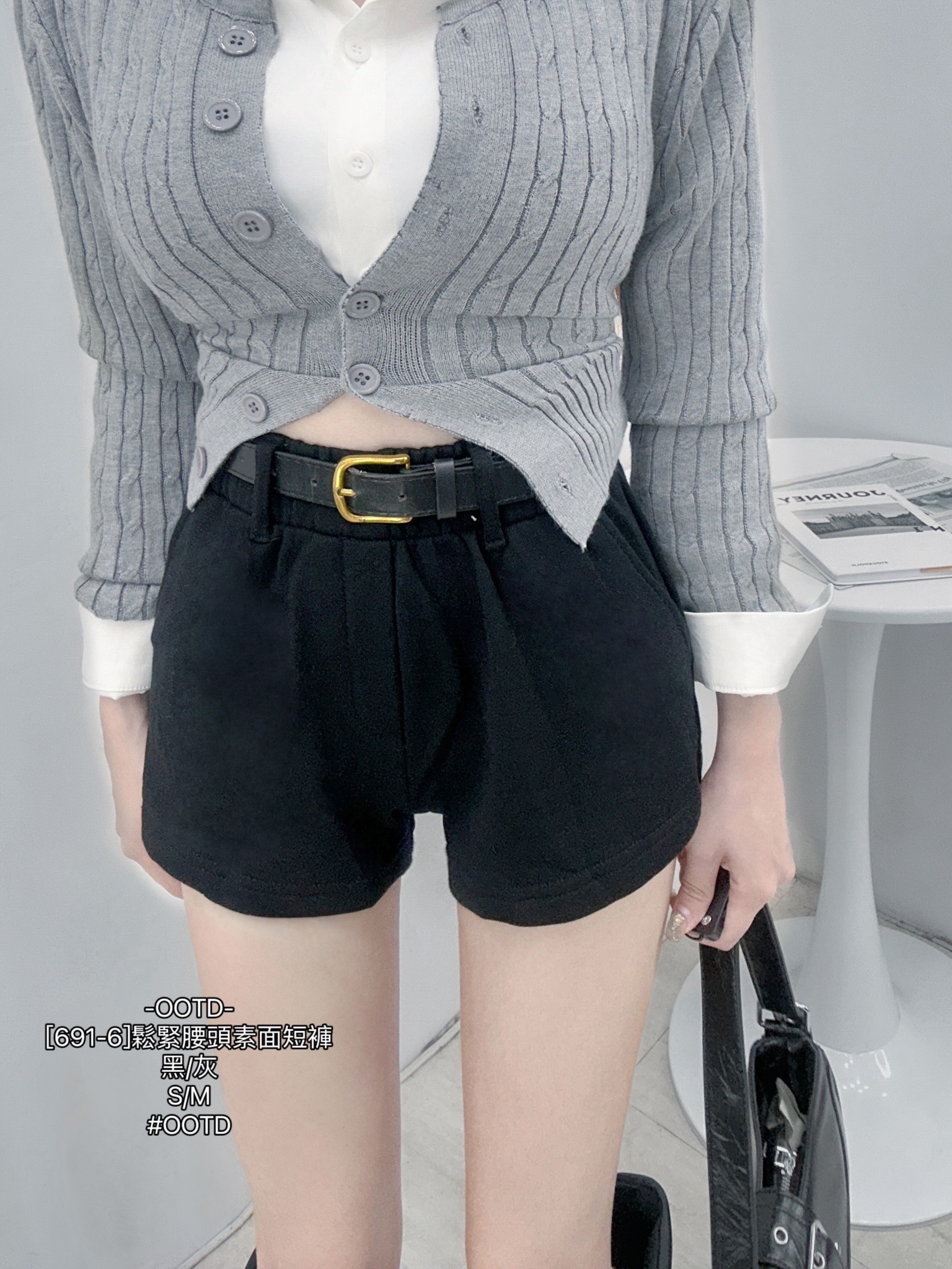 [691-6]鬆緊腰頭素面短褲 (4)