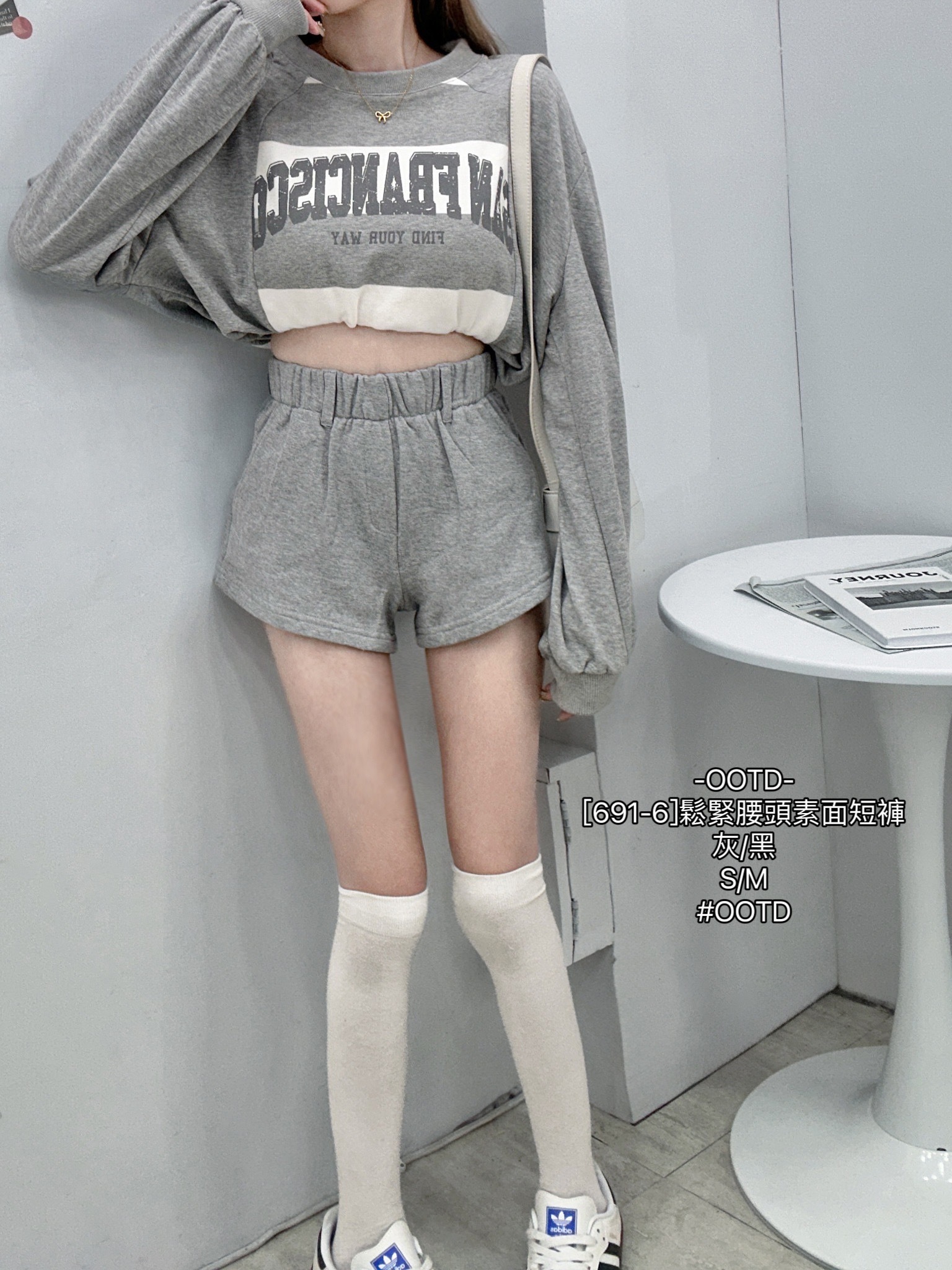 [691-6]鬆緊腰頭素面短褲 (3)