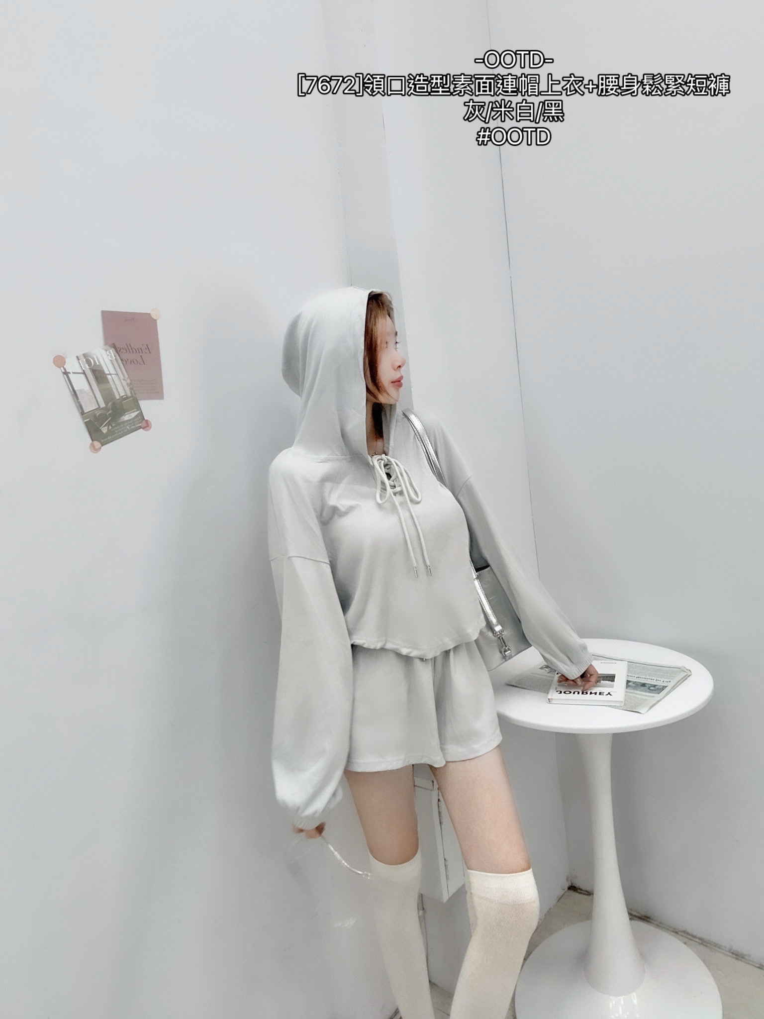 [7672]領口造型素面連帽上衣+腰身鬆緊短褲 (6)