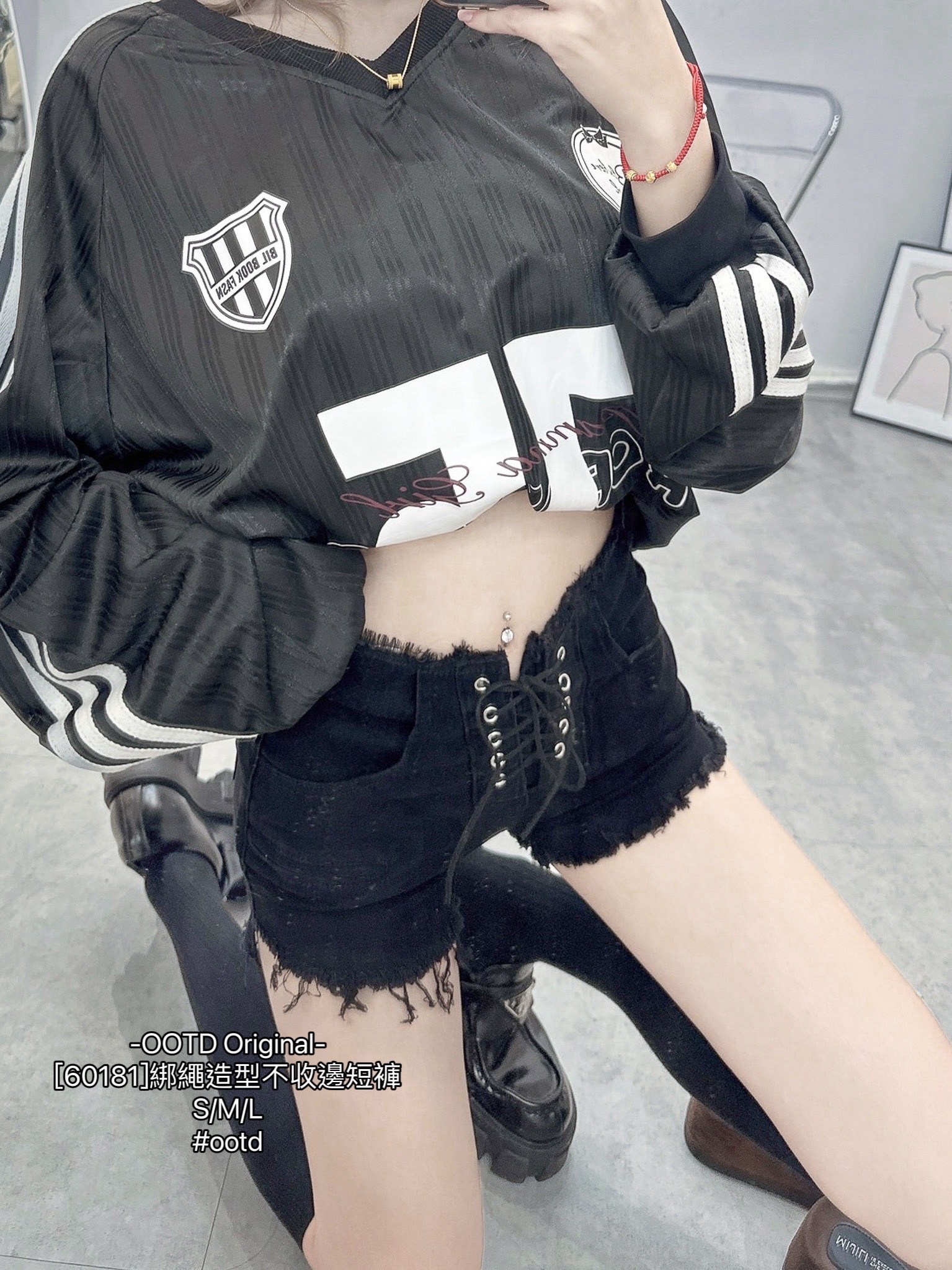 [60181]綁繩造型不收邊短褲 (2)