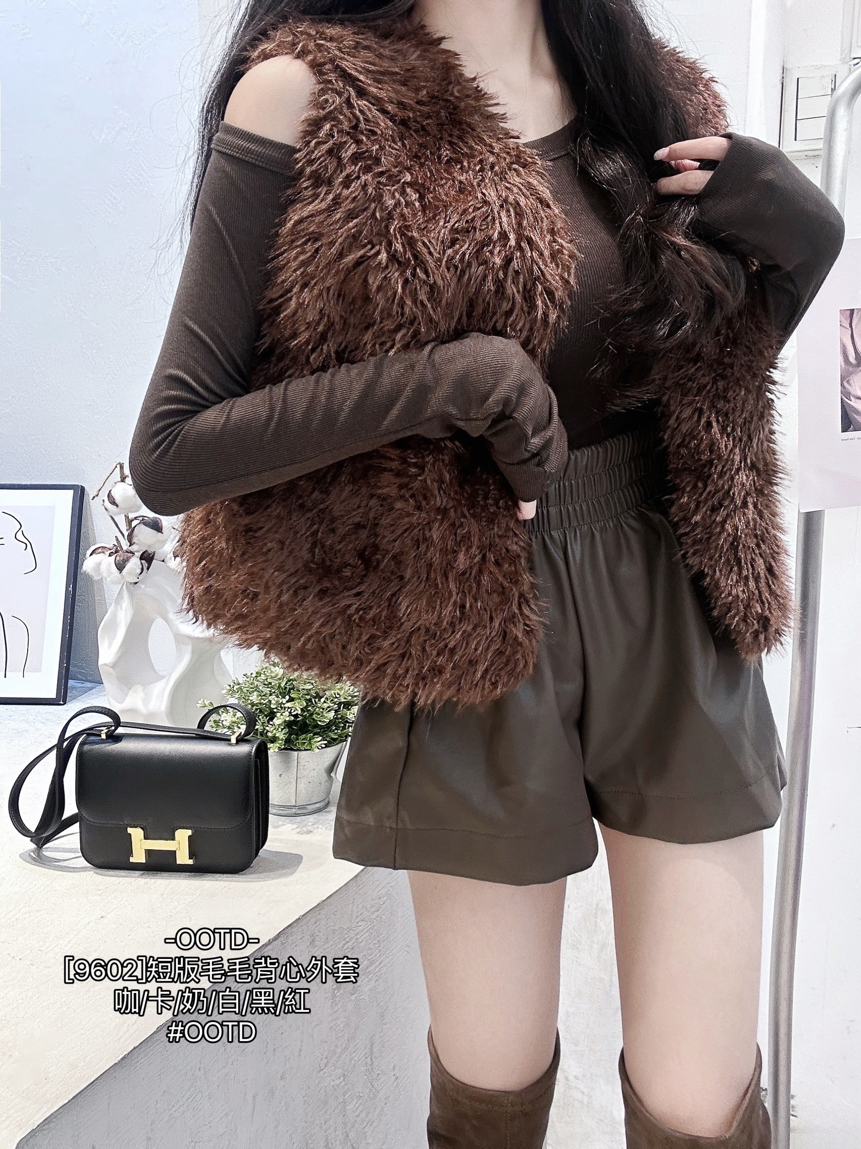 [9602]短版毛毛背心外套 (9)