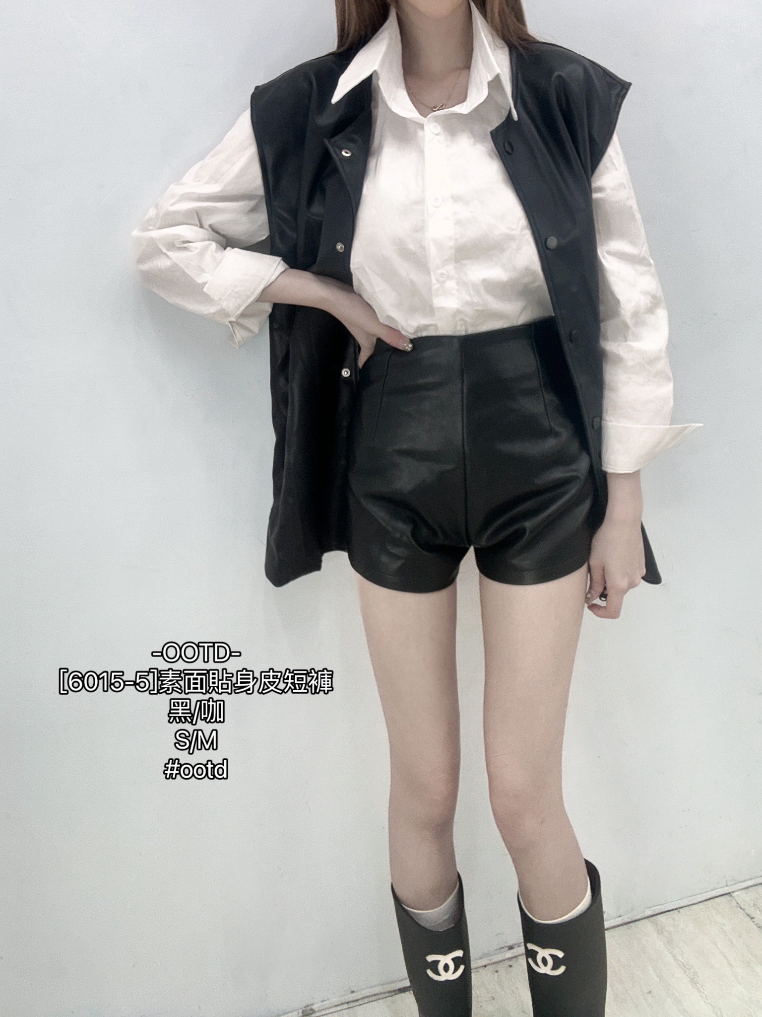[6015-5]素面貼身皮短褲 (3)