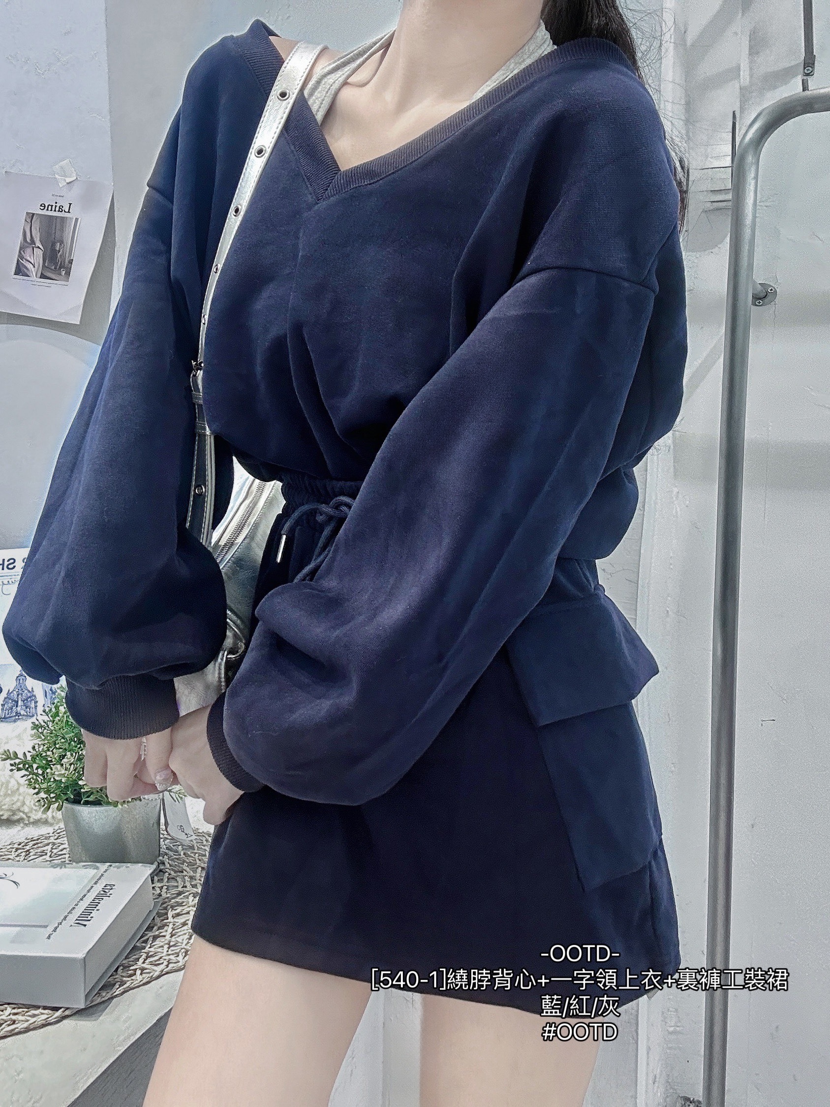 [540-1]繞脖背心+一字領上衣+裏褲工裝裙 (8)