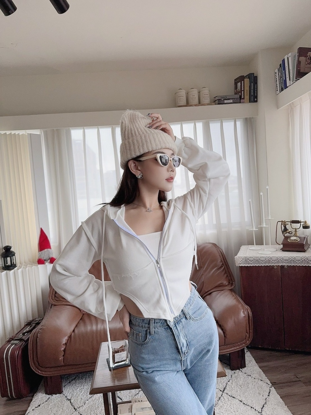 305訂製款-下擺不規則棉質連帽短外 (5)