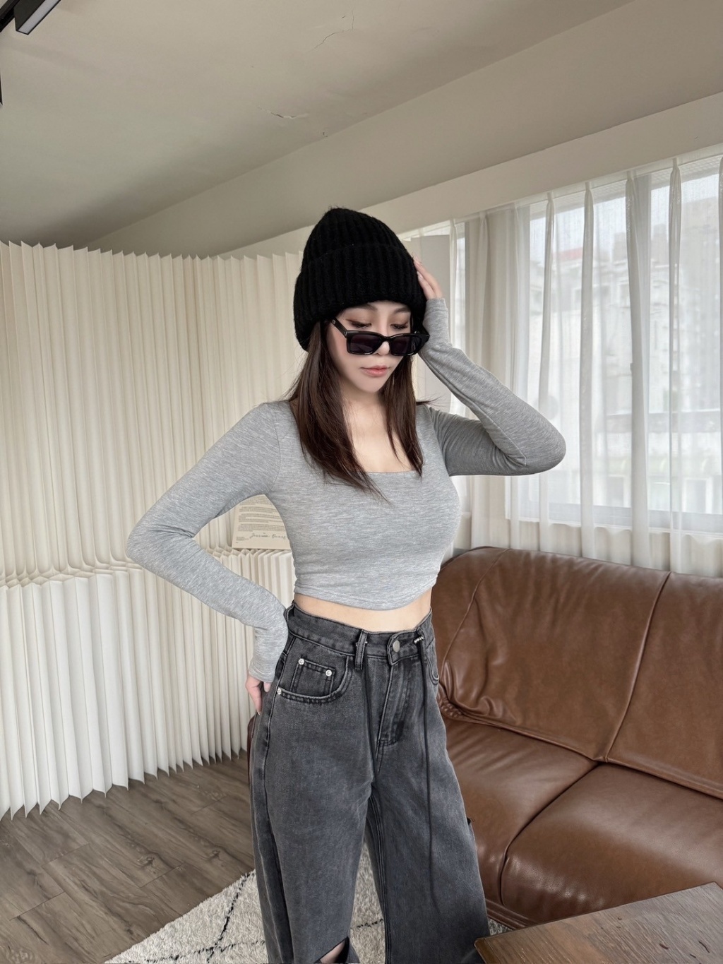 9595訂製款-U領胸墊短版上衣 (6)