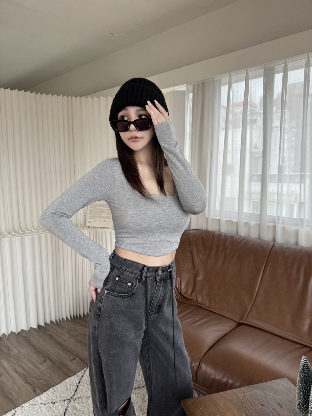 9595訂製款-U領胸墊短版上衣 (5)