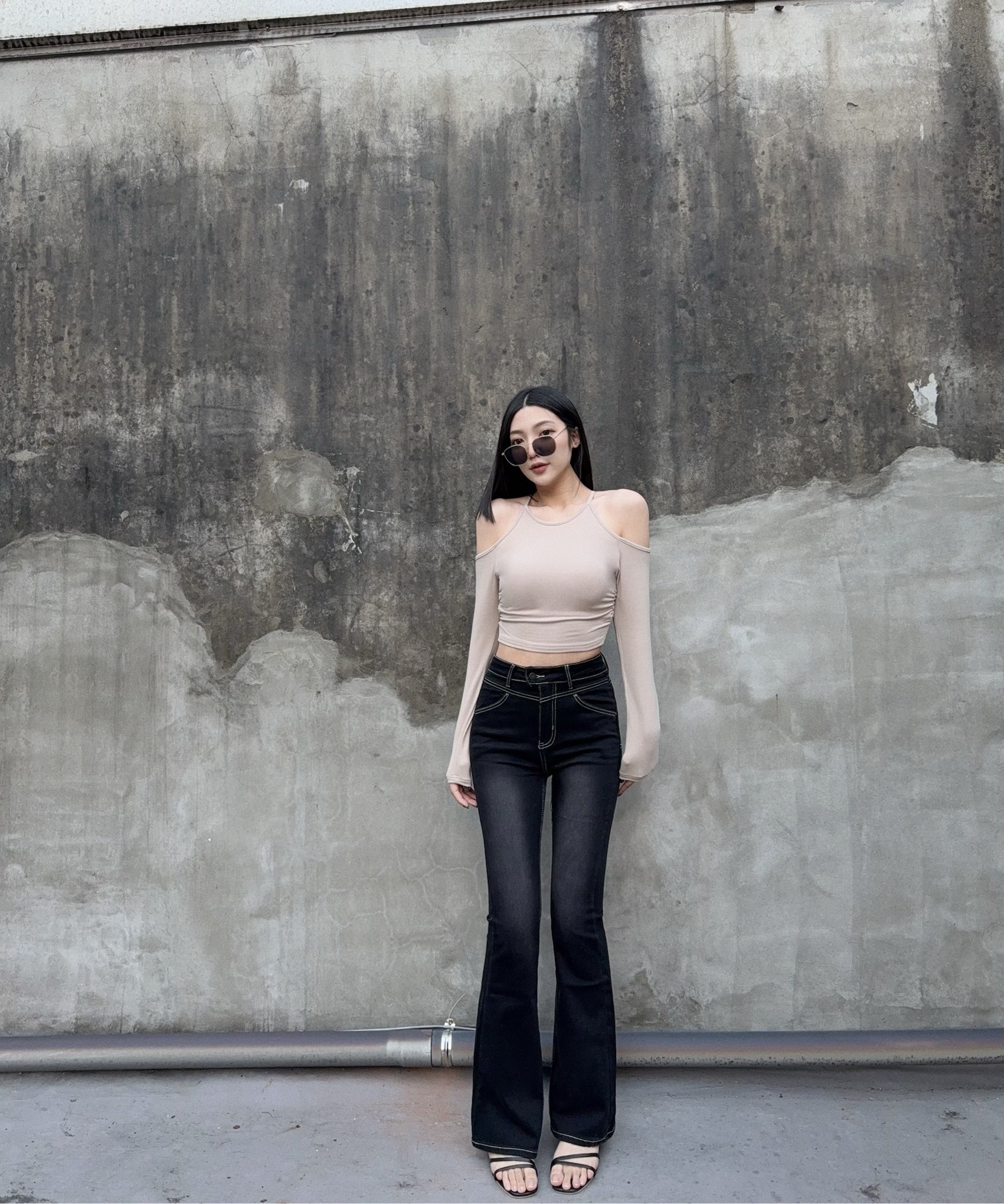 10242890『選品』衣櫥必備百搭刷色彈力牛仔喇叭褲