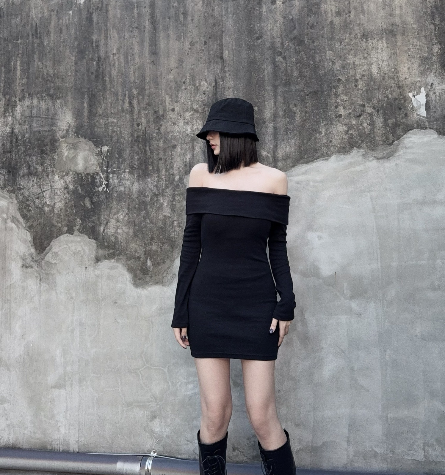 10241013『訂製款』純欲風繞脖翻領一字短洋 (4)