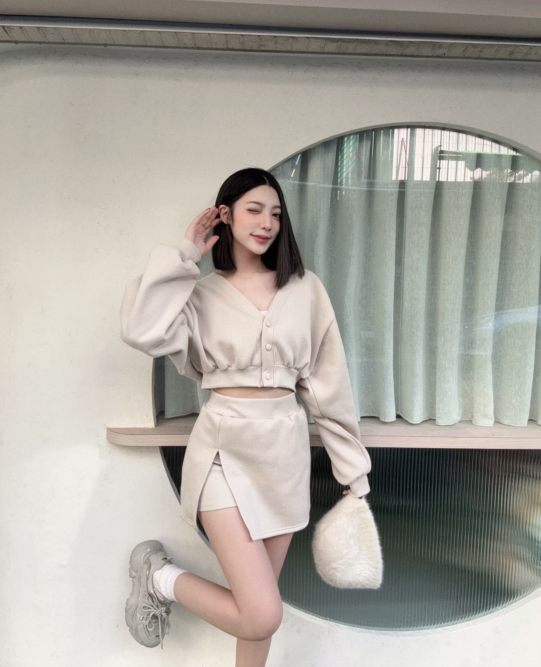 12040057『訂製款』甜美V字領包扣開叉短裙SET (3)