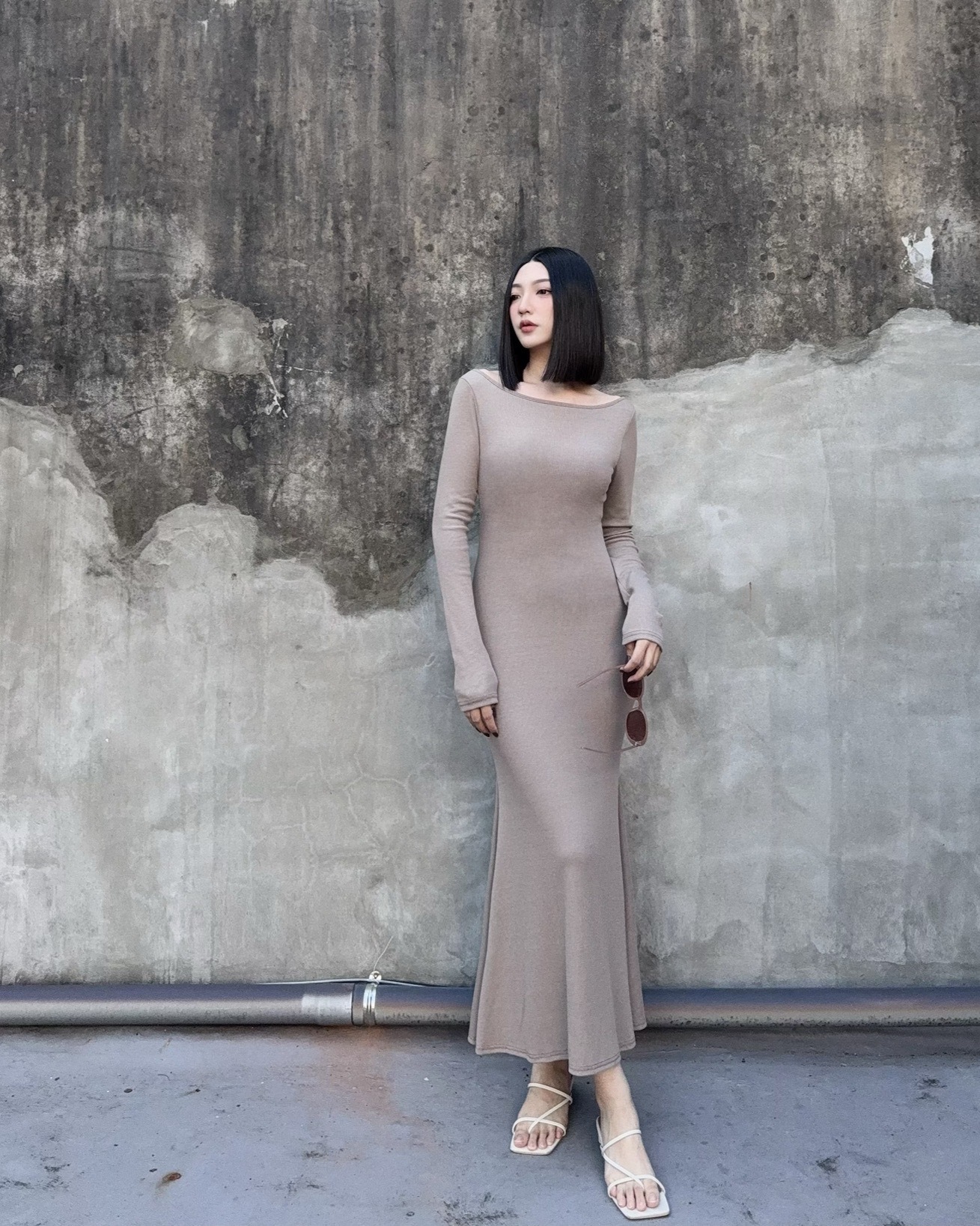 12041021『訂製款』歐美走線鏈條美背包臀魚尾長洋 (7)