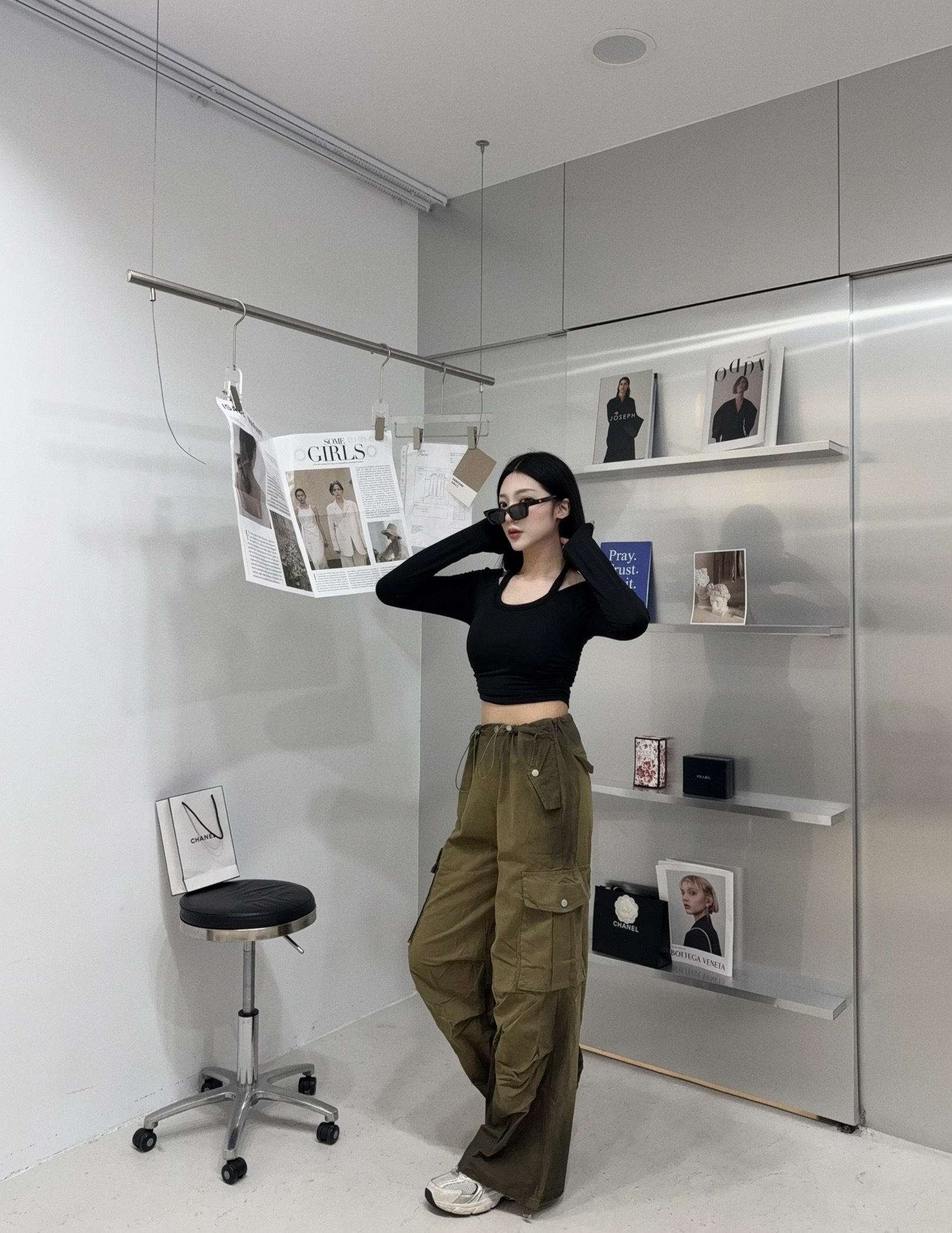 1211908『選品』韓版磨毛厚料刷髒工裝褲 (4)