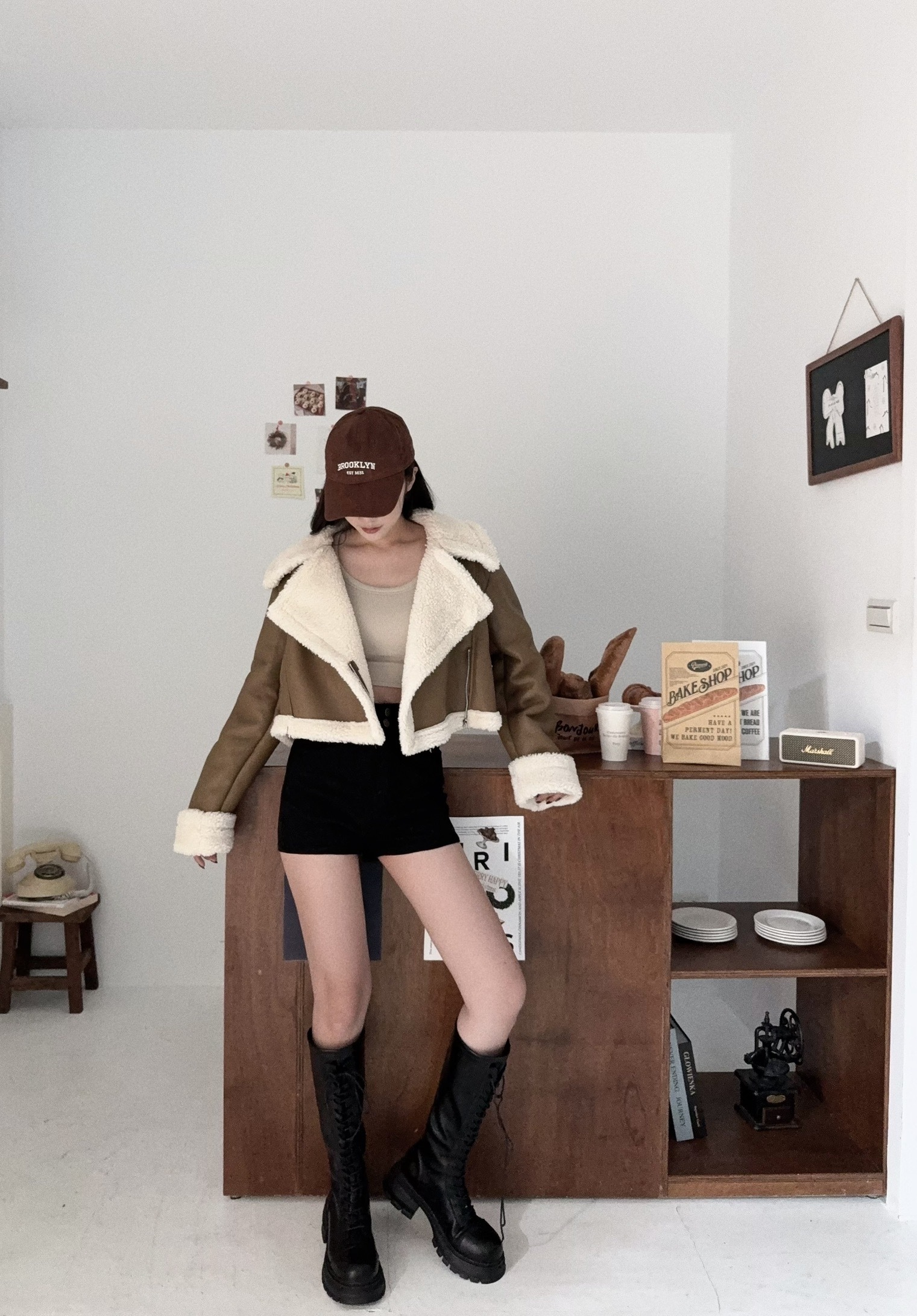 12119931『選品』韓版大翻領皮毛拼接短版外