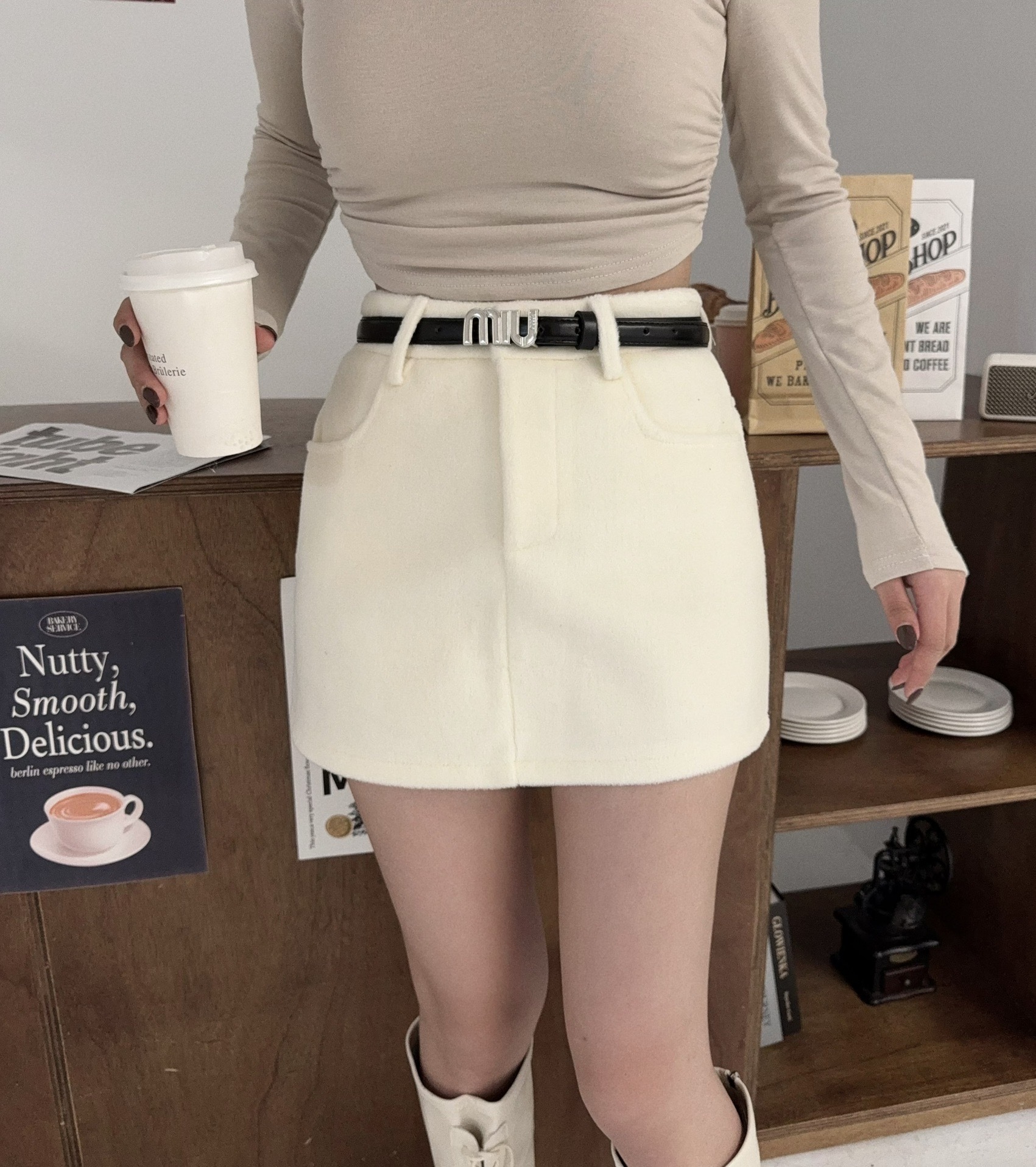 12118982『選品』羊毛絨🐑Miu系列短裙+皮帶 (4)