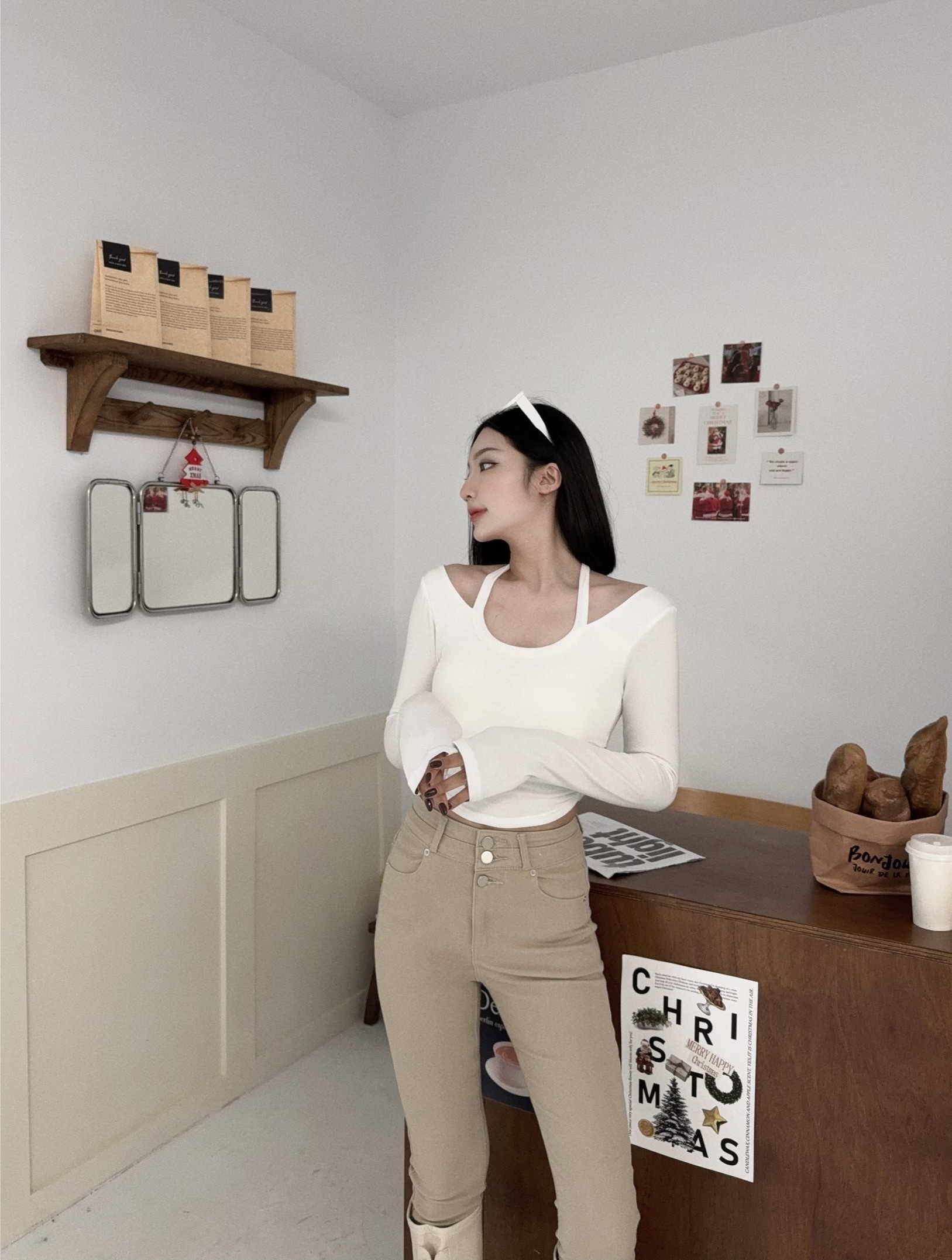 12110068『訂製款』內刷絨繞脖剪裁下圓弧上衣 (3)