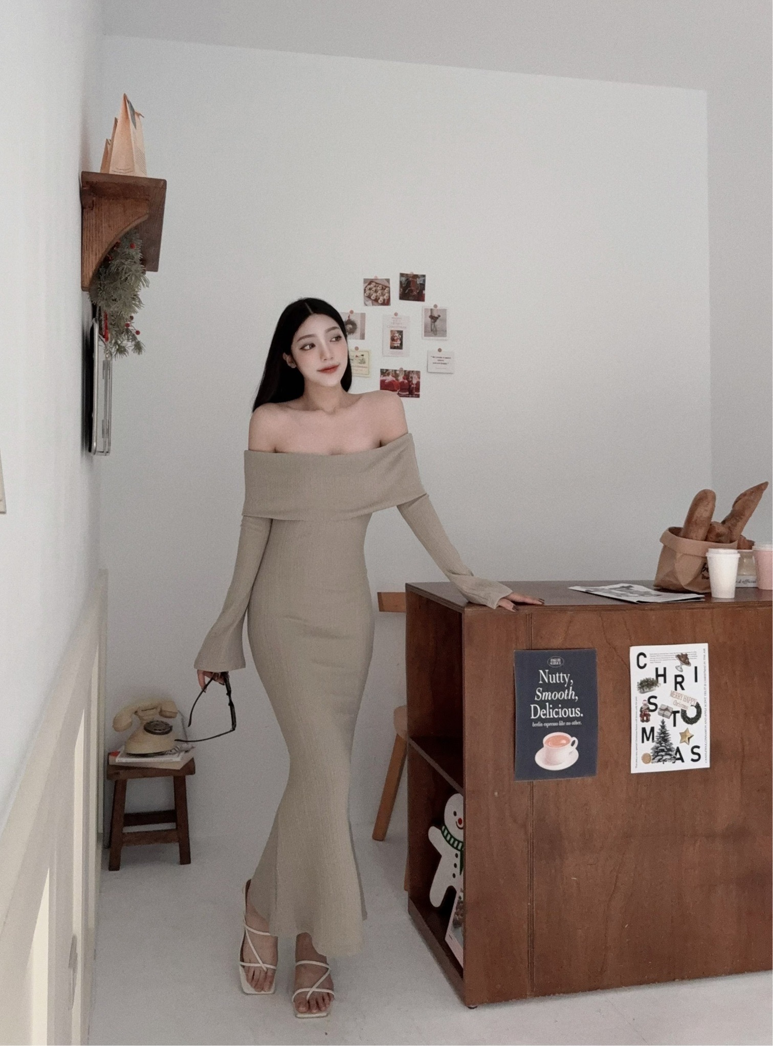 12115411『訂製款』高級線條感顯瘦翻領魚尾洋裝 (2)