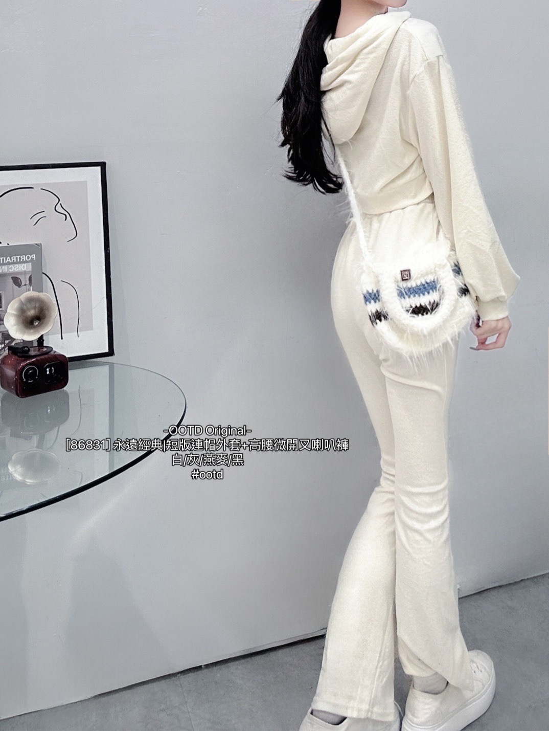 [86831] 永遠經典短版連帽外套+高腰微開叉喇叭褲 (2)