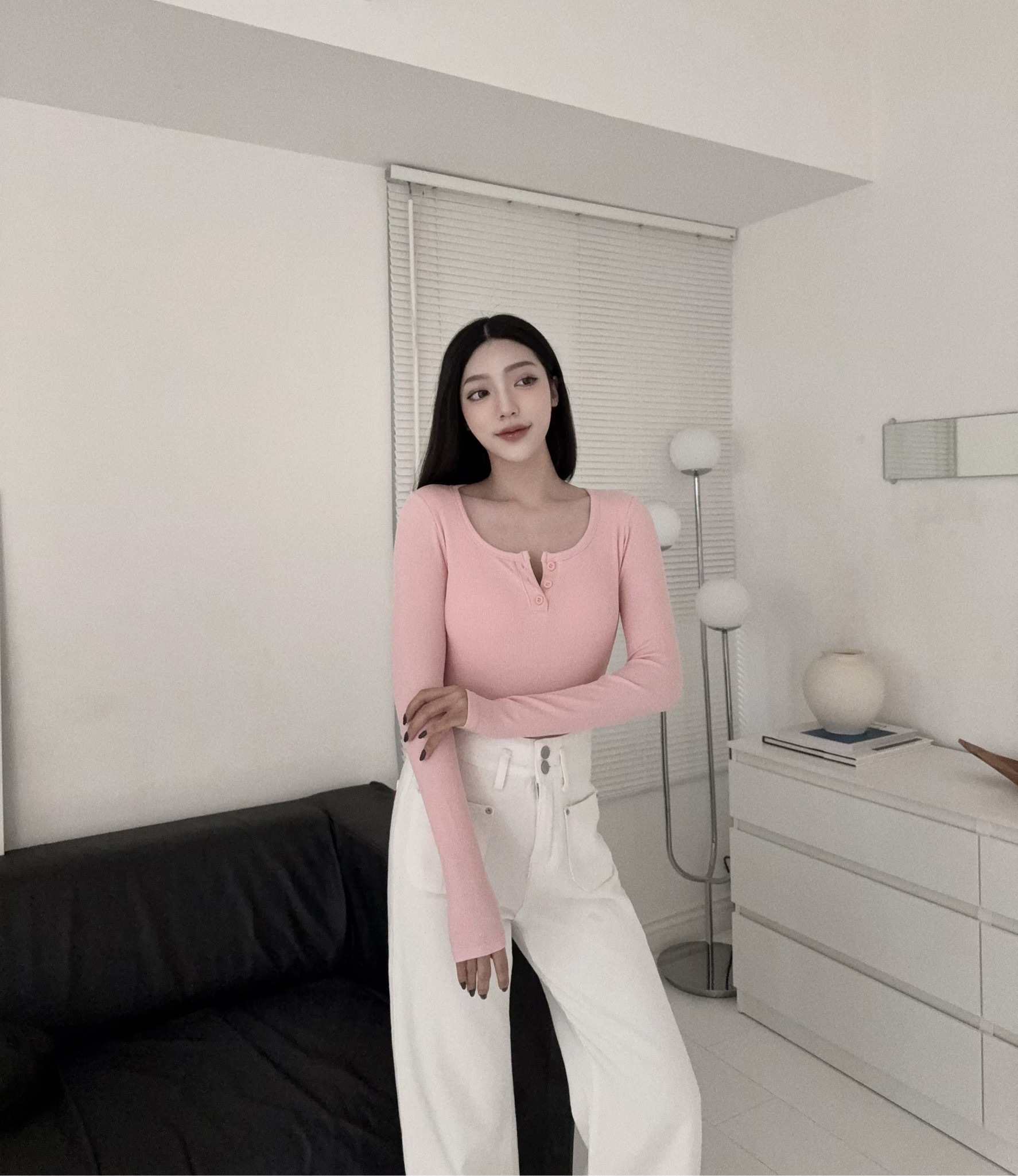 #12259692『選品』方領排扣刷絨胸墊上衣 (2)