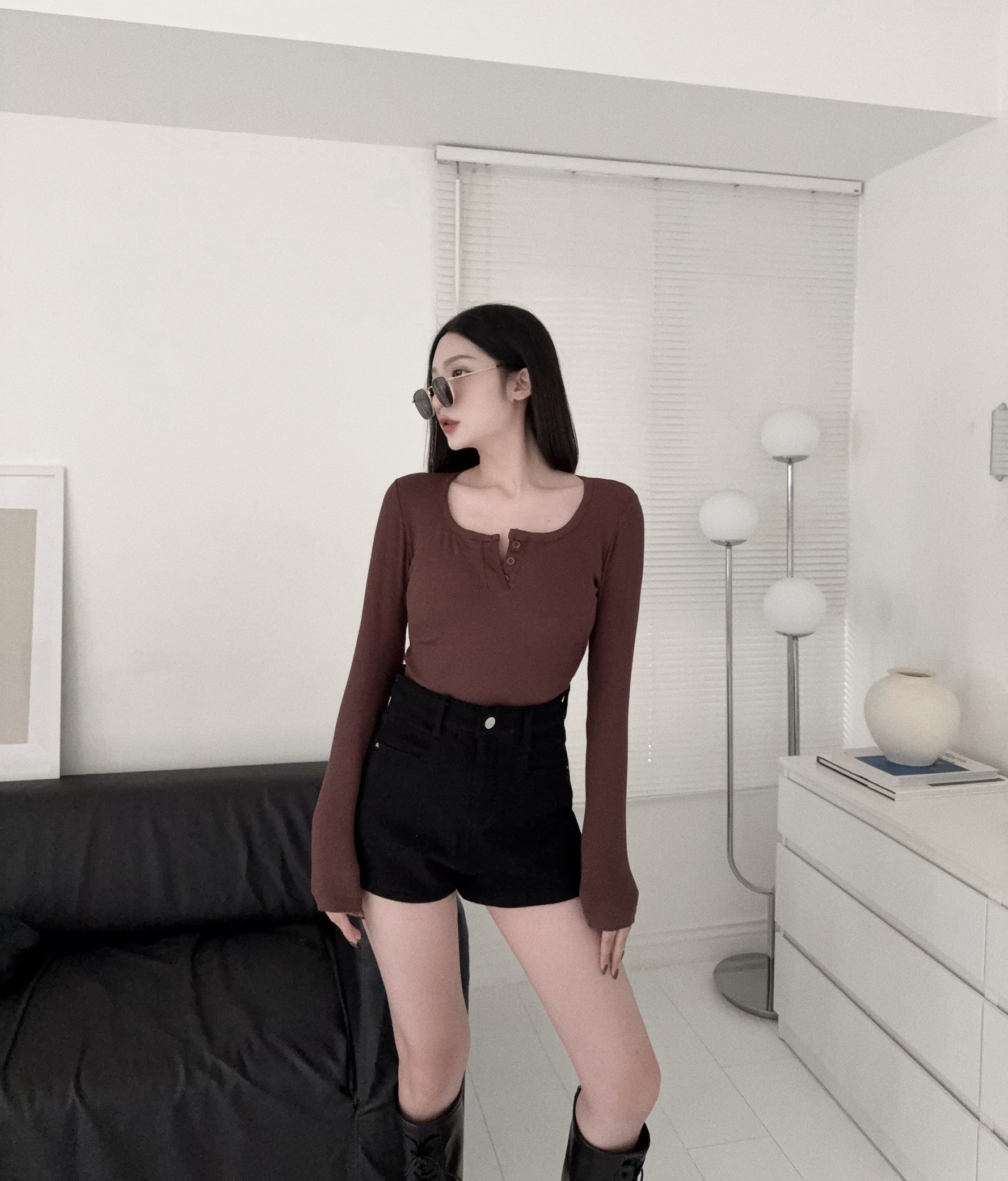 #12259692『選品』方領排扣刷絨胸墊上衣 (4)