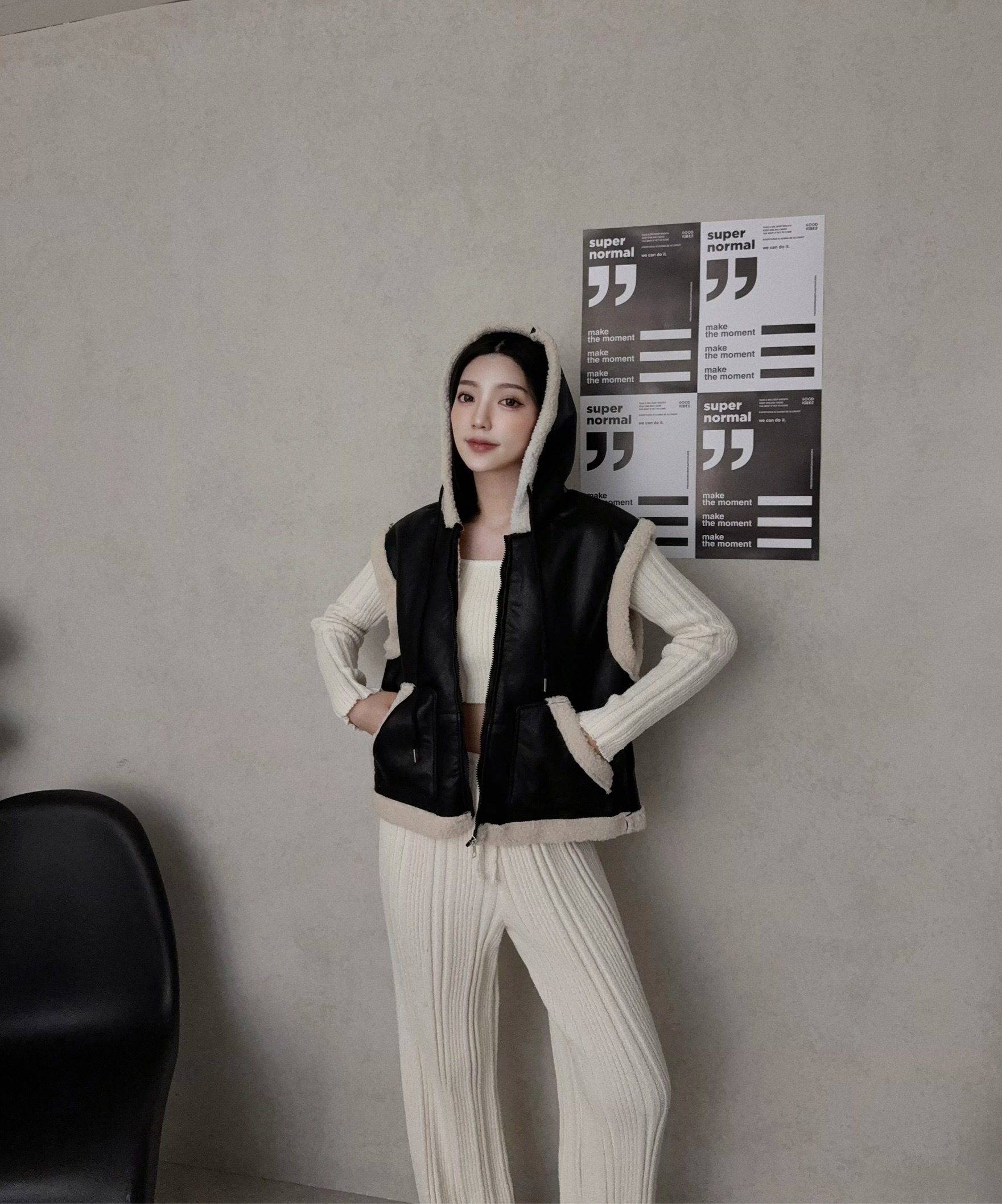 6022『選品』羊羔毛皮拼接連帽背心 (4)