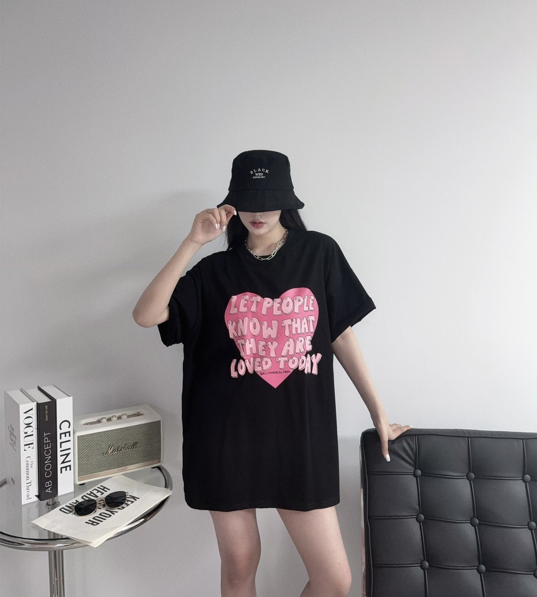 8889『選品』休閒愛心字母寬鬆大T