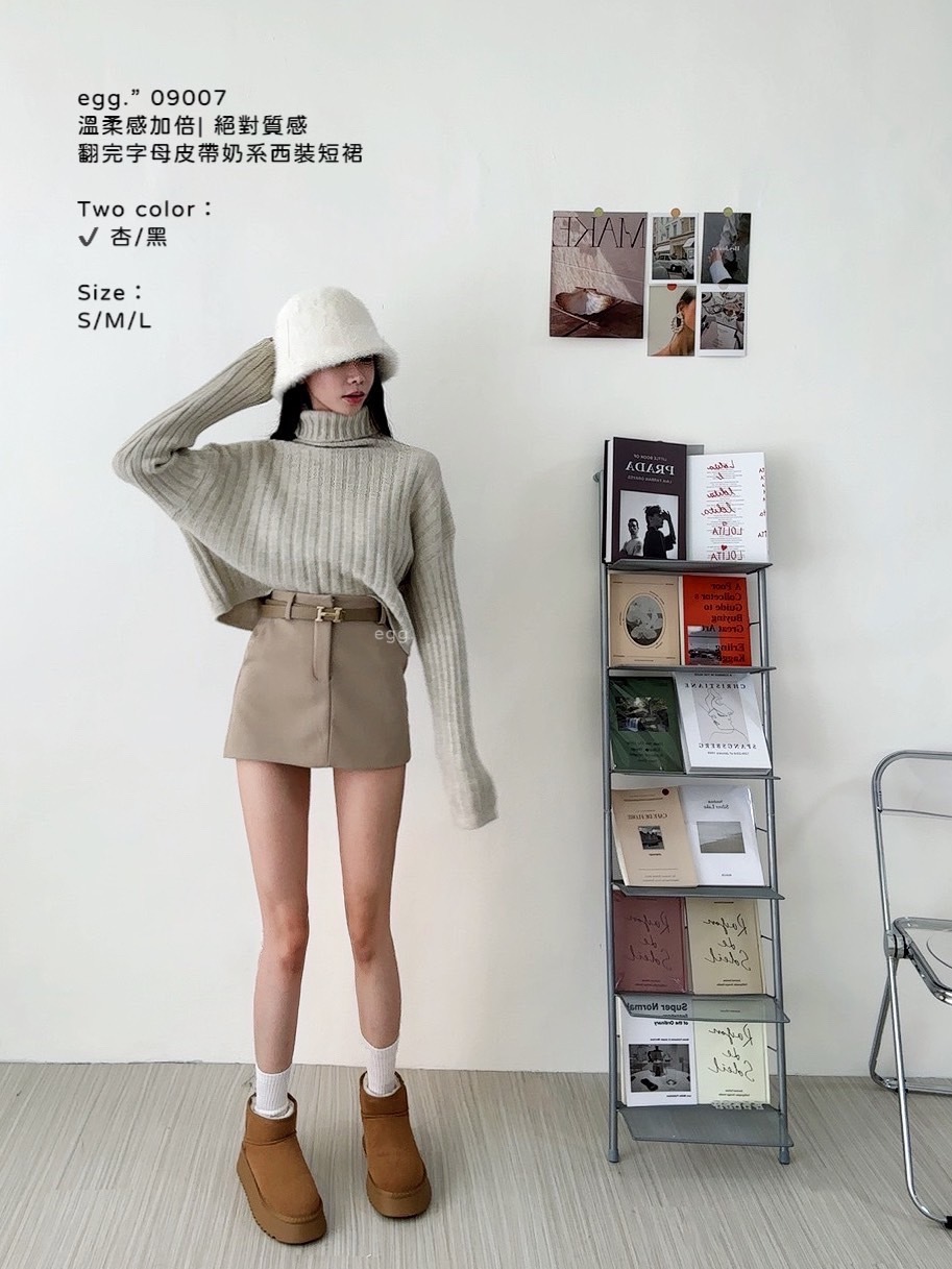 09007溫柔感加倍 絕對質感翻完字母皮帶奶系西裝短裙 (4)