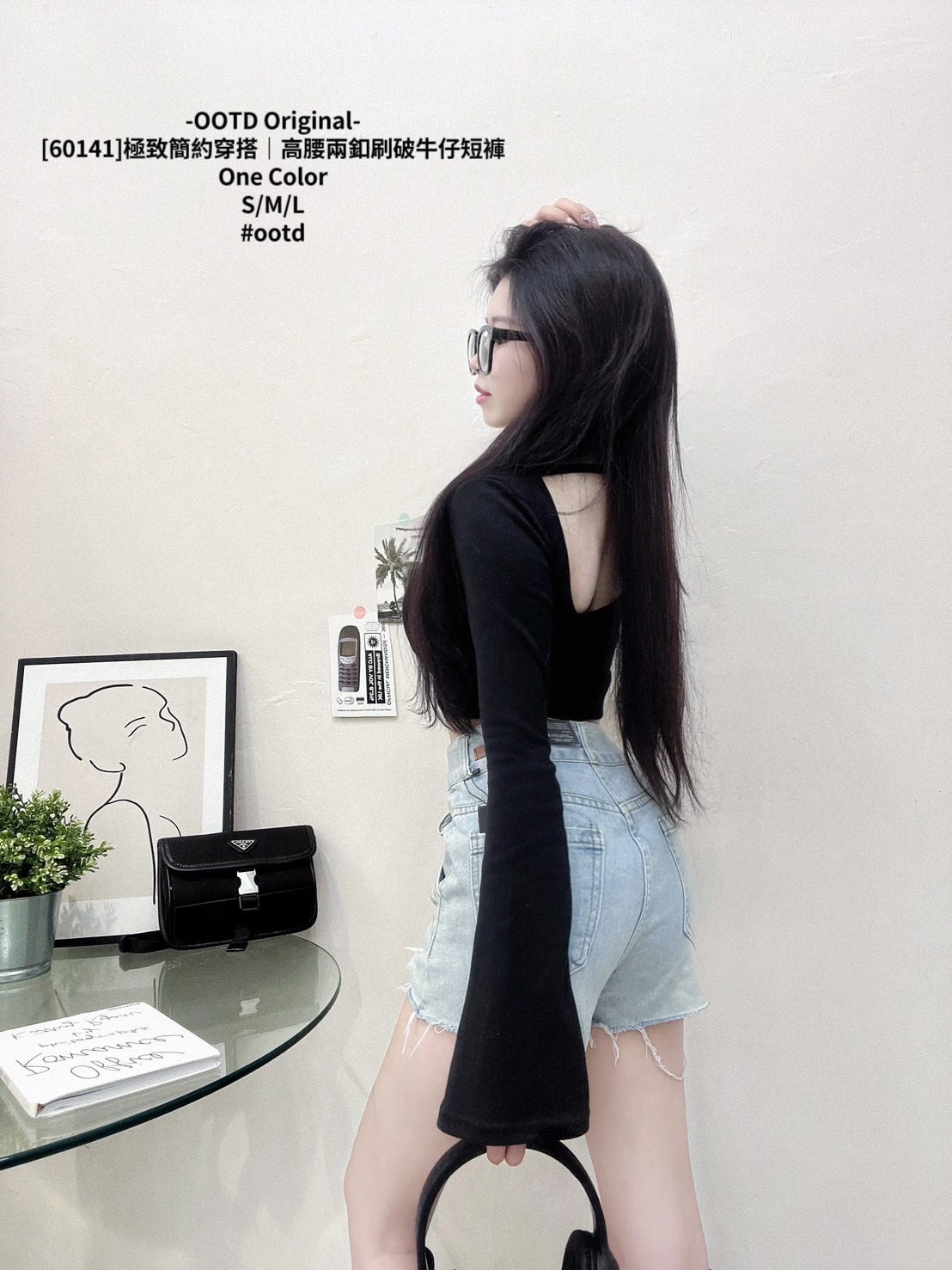 [60141]極致簡約穿搭｜高腰兩釦刷破牛仔短褲 (4)