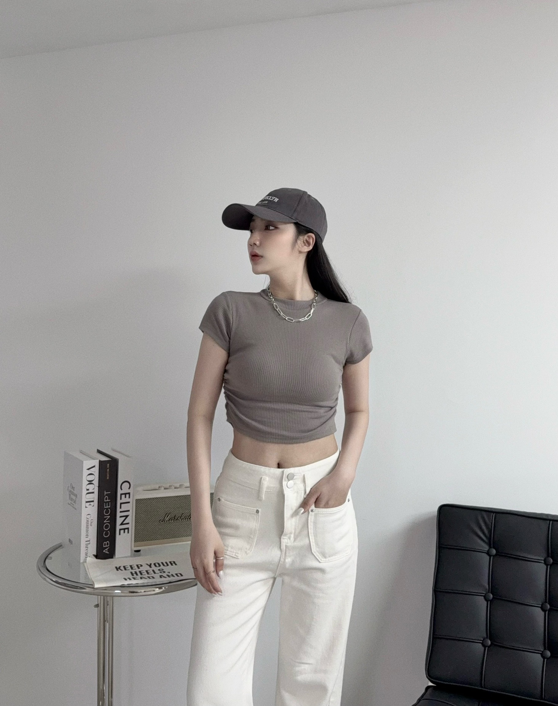 1037『訂製款』半高領側抓皺短版上衣 (4)