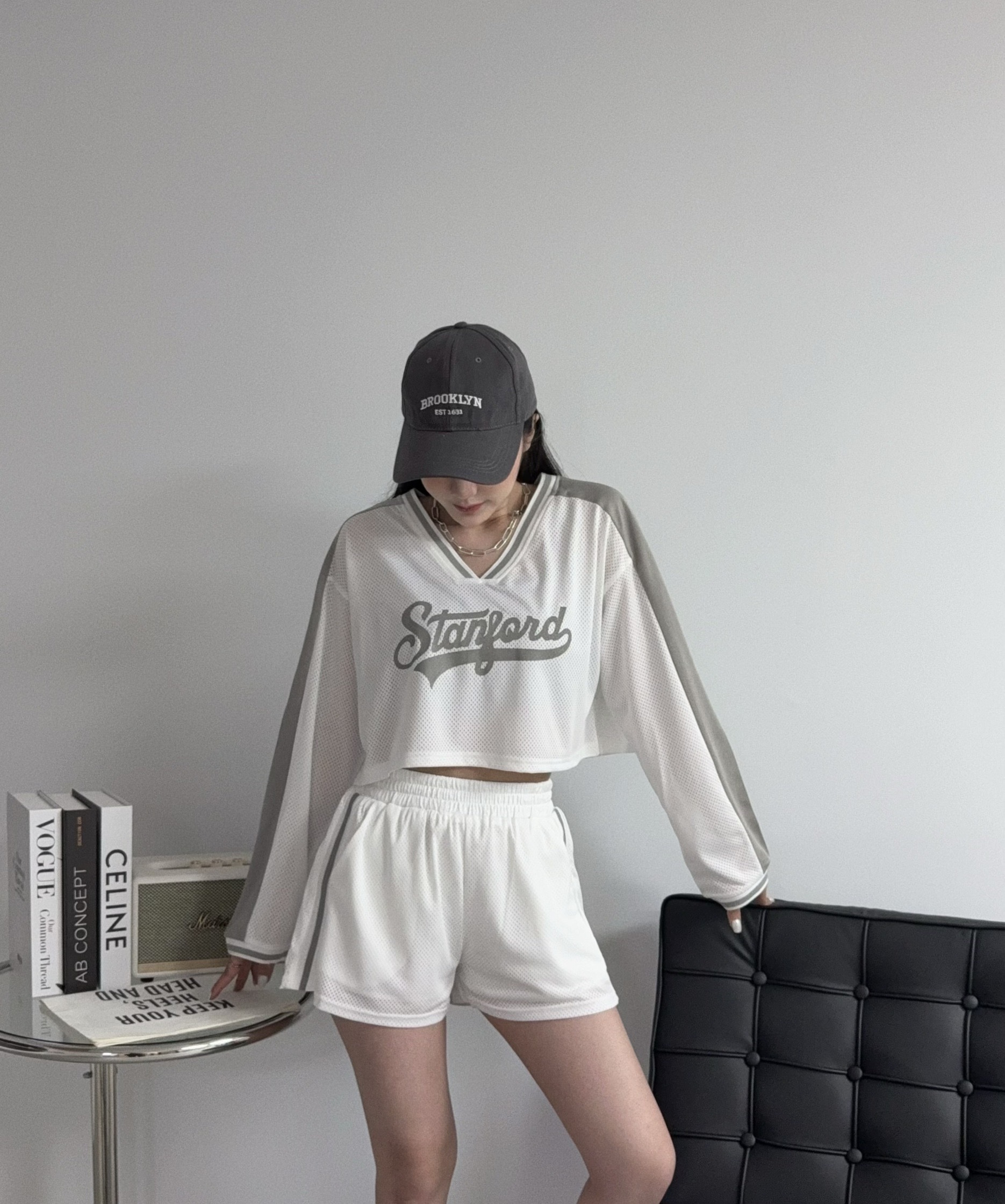 5413 『訂製款』美式運動風 字母拼色V領套裝 (4)