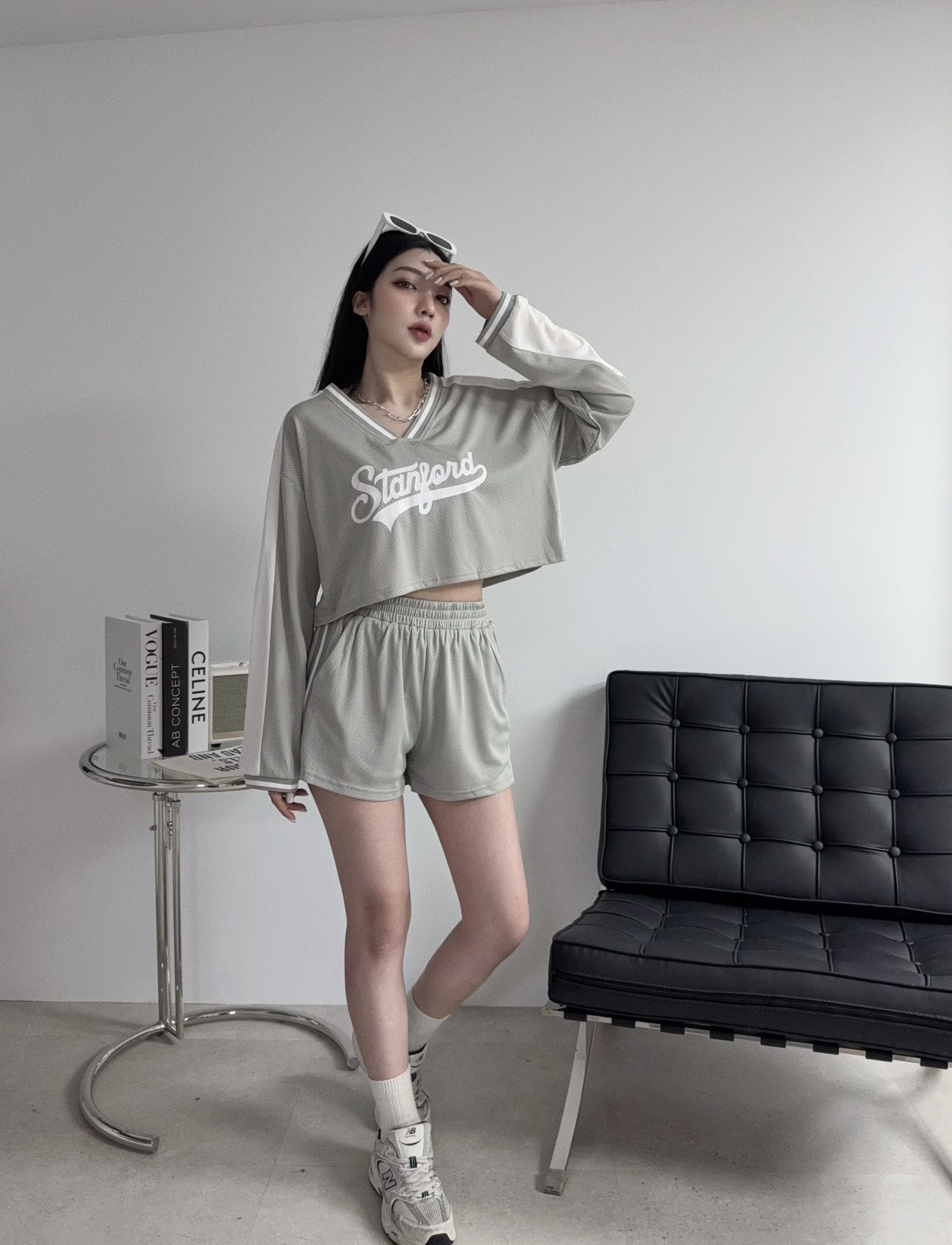 5413 『訂製款』美式運動風 字母拼色V領套裝