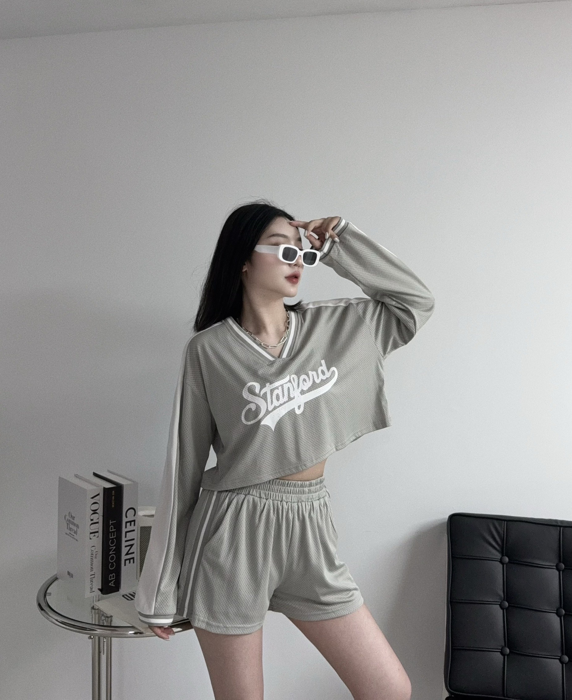 5413 『訂製款』美式運動風 字母拼色V領套裝 (2)