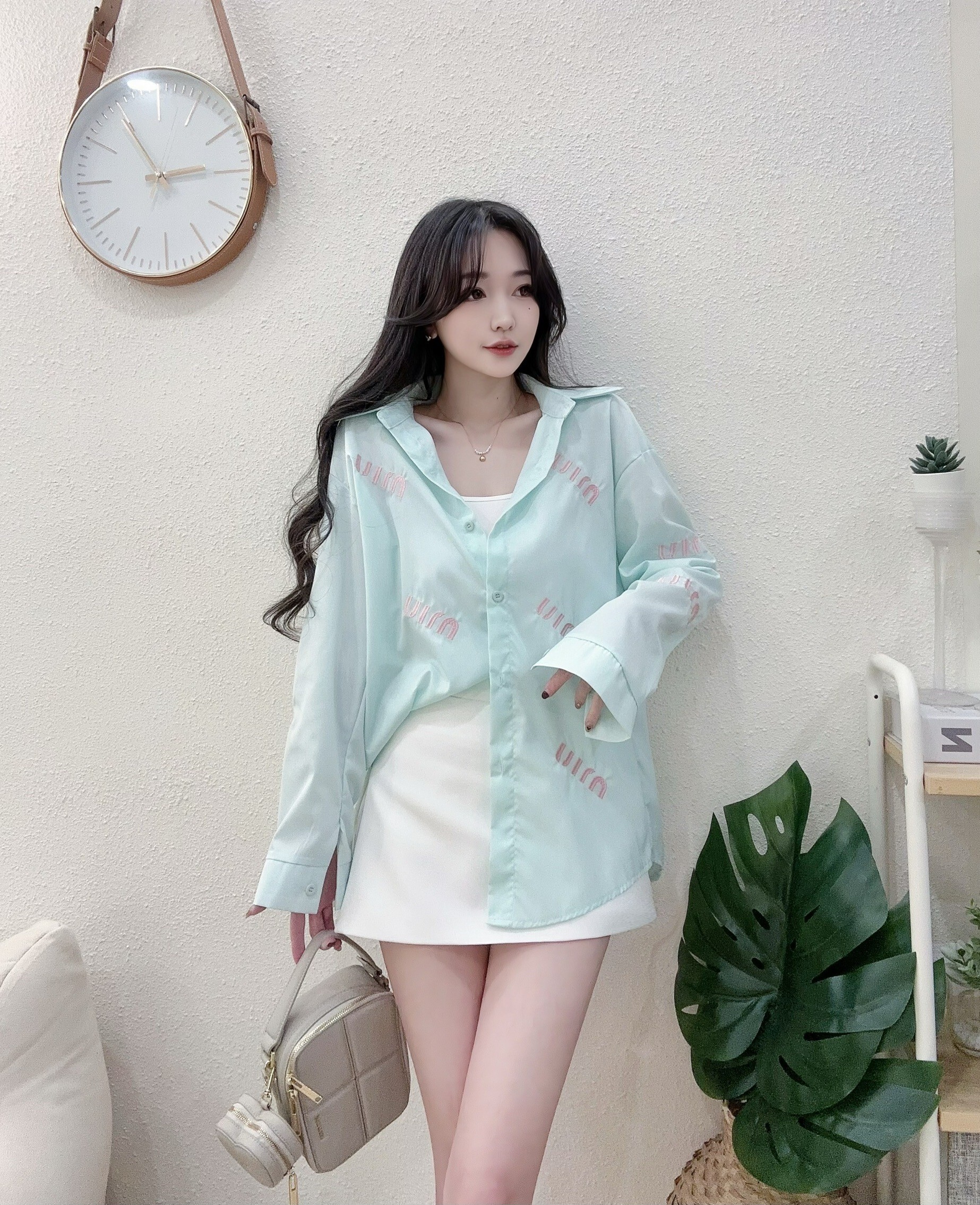 603好感配色繡字襯衫+背心set (3)