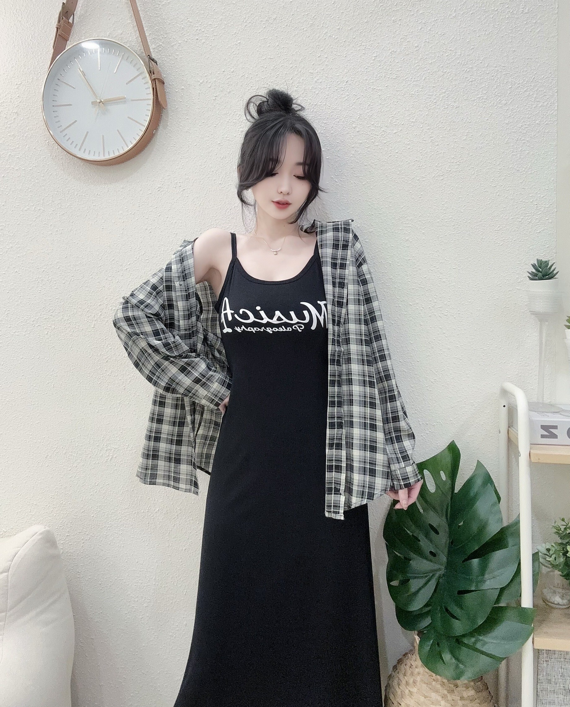 24139配色格紋襯衫+背心長洋set