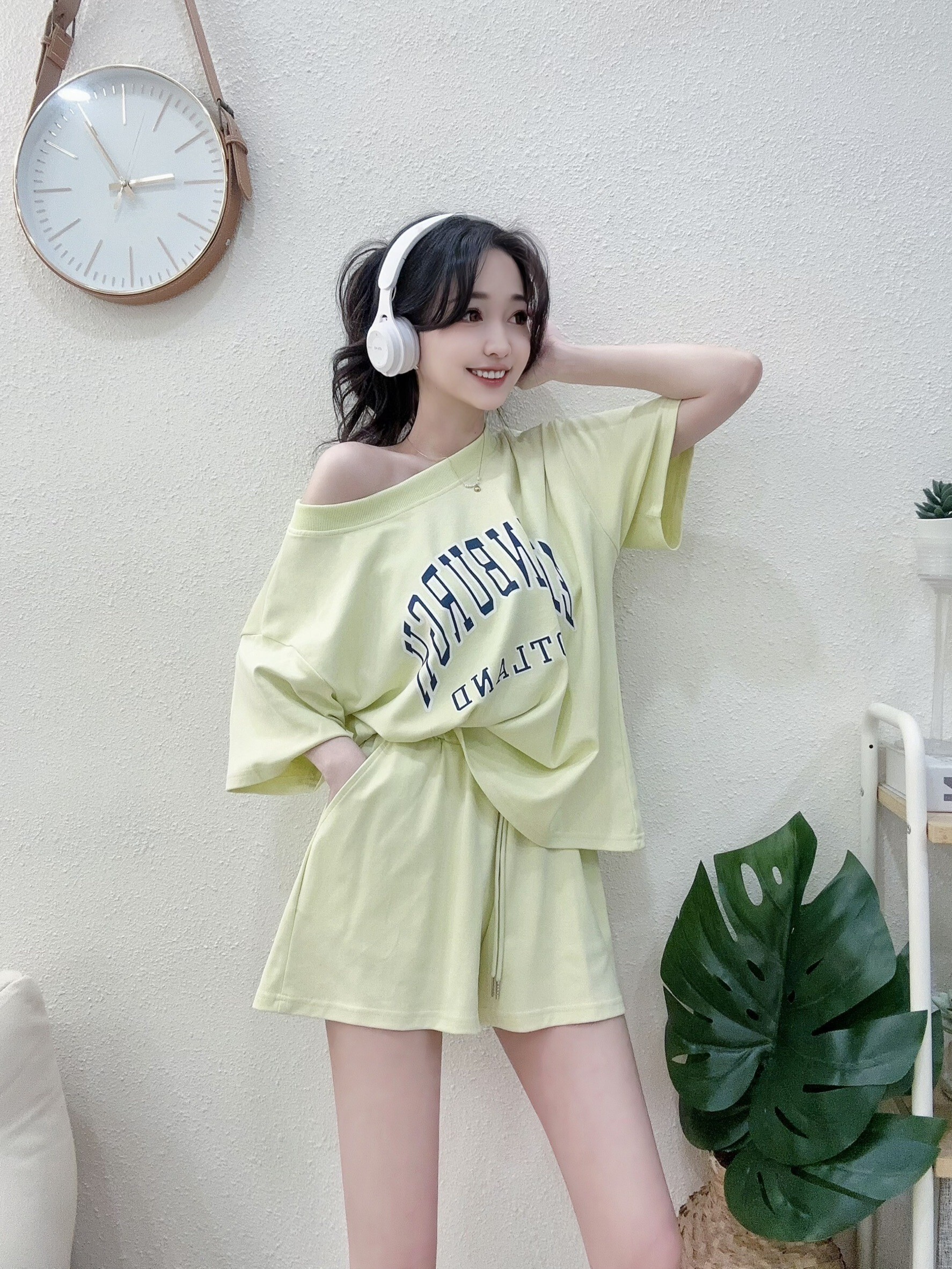 0093東大羅紋領印花大T休閒套裝