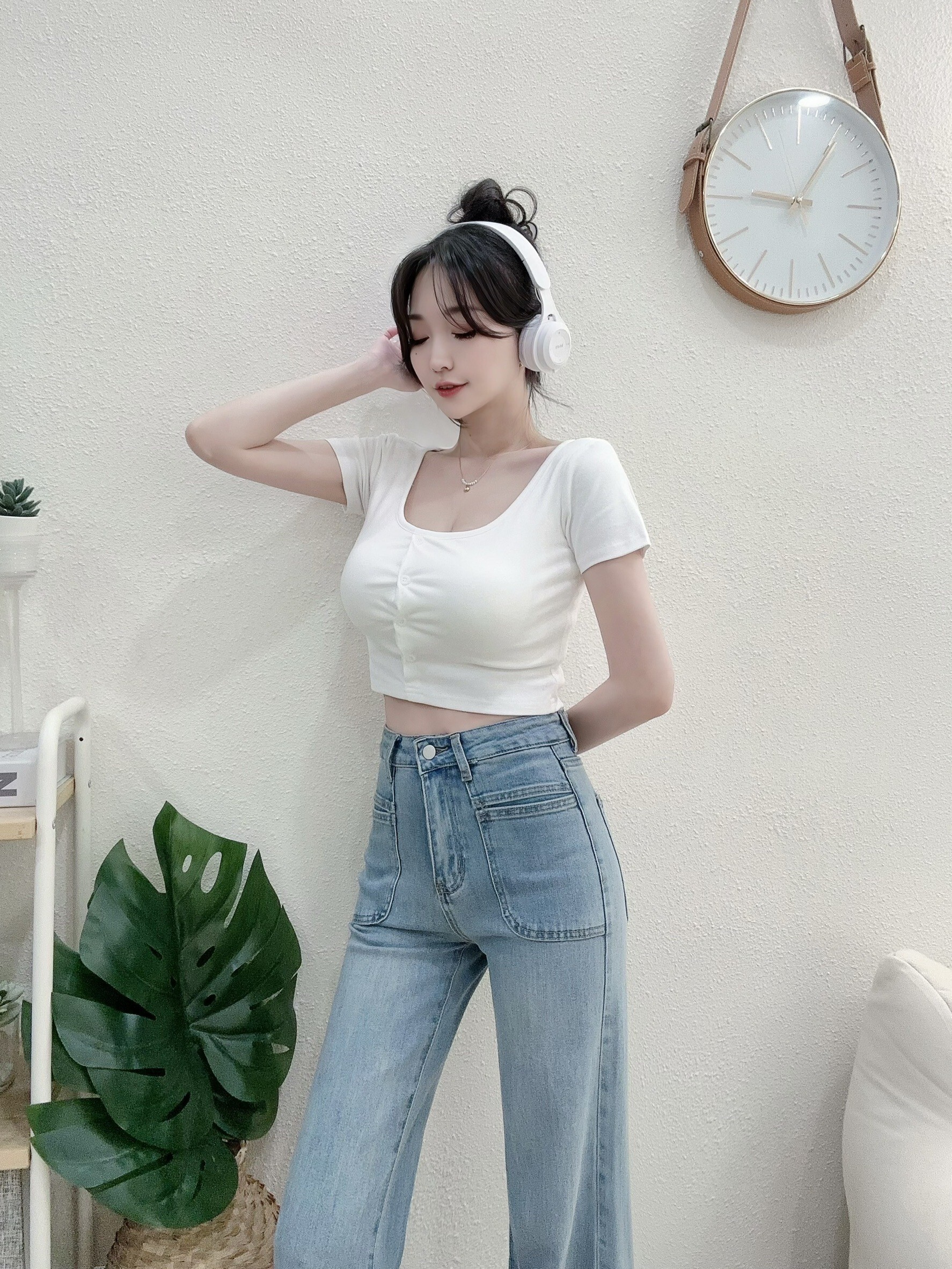 5729百搭韓國棉厚罩杯彈力短T (4)