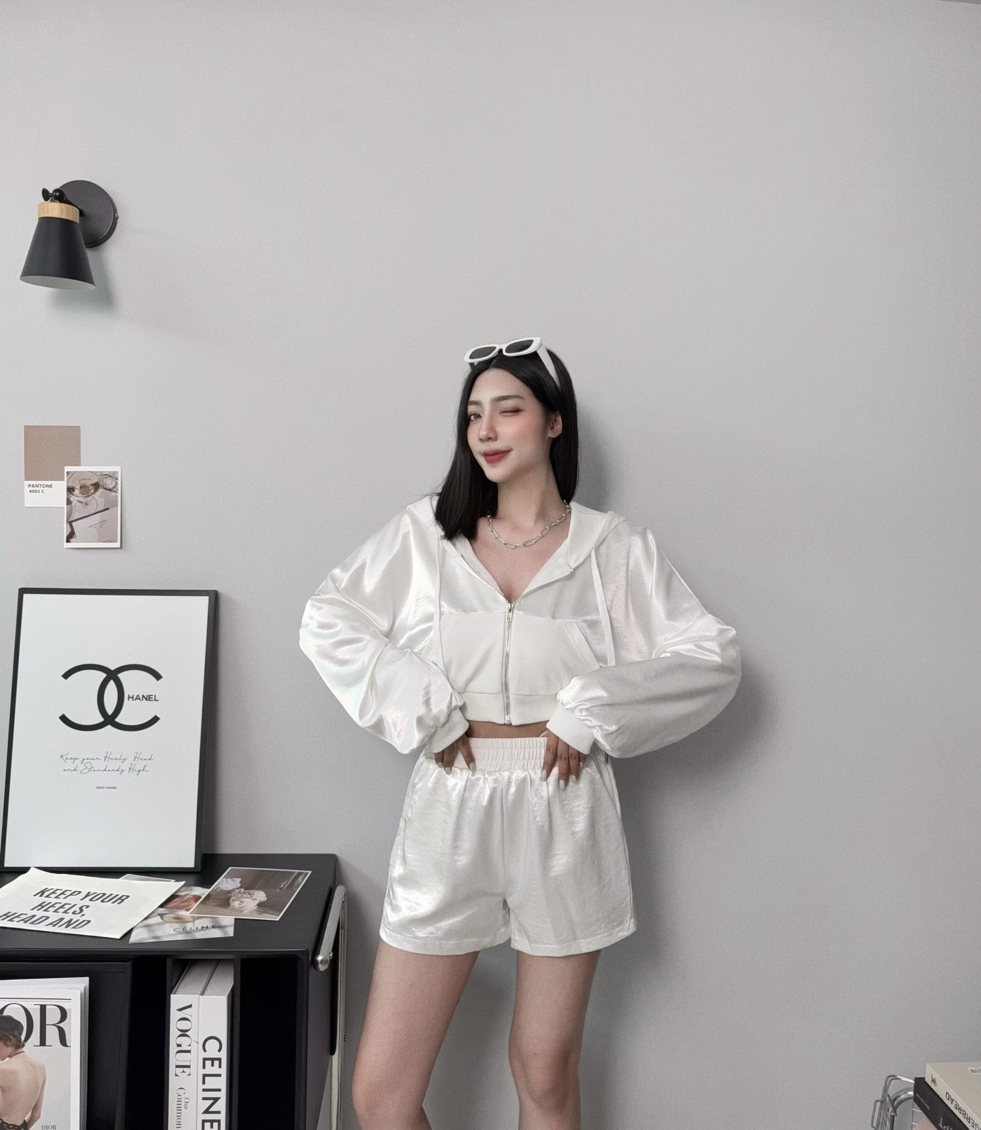 5412『訂製款』微光澤感拼接抽繩連帽外套+短褲